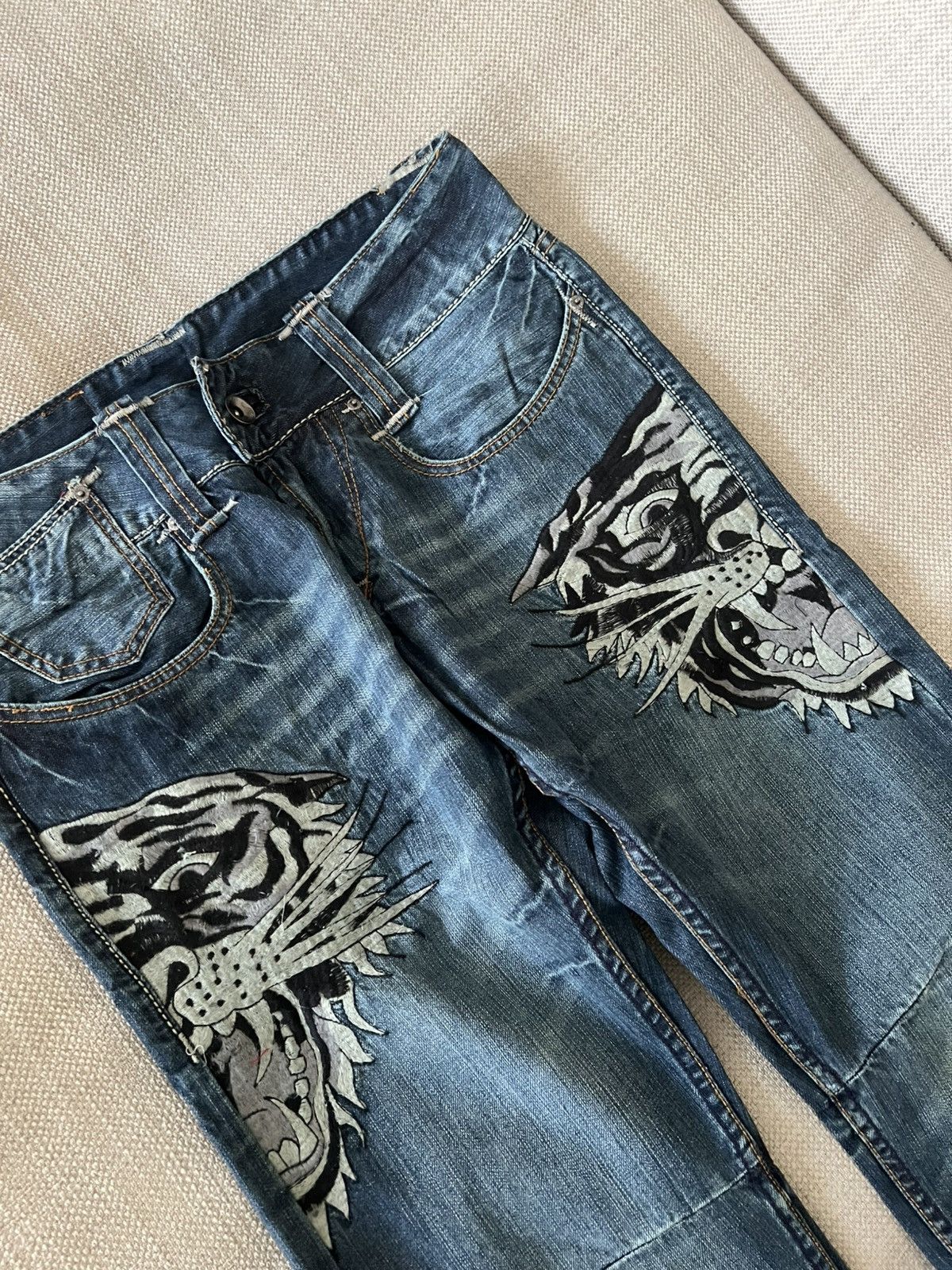 Ed Hardy Vintage Ed Hardy Tiger Denim Jeans Y2K by Christian Audigier Size US 34 / EU 50 - 9 Thumbnail