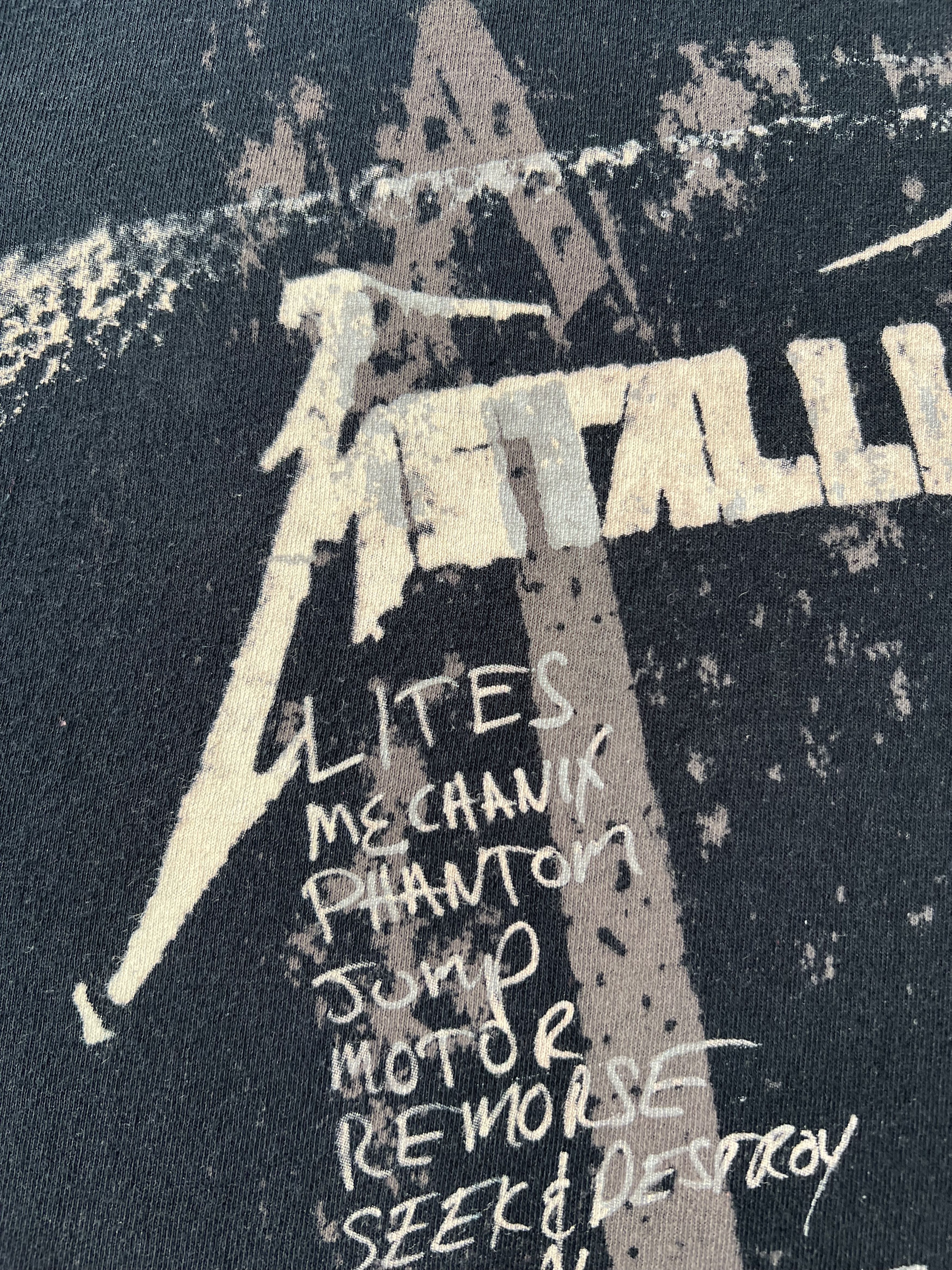 Band Tees Vintage 2006 Metallica Flying V Guitar Rock Band Y2k T-shirt Size US L / EU 52-54 / 3 - 5 Thumbnail