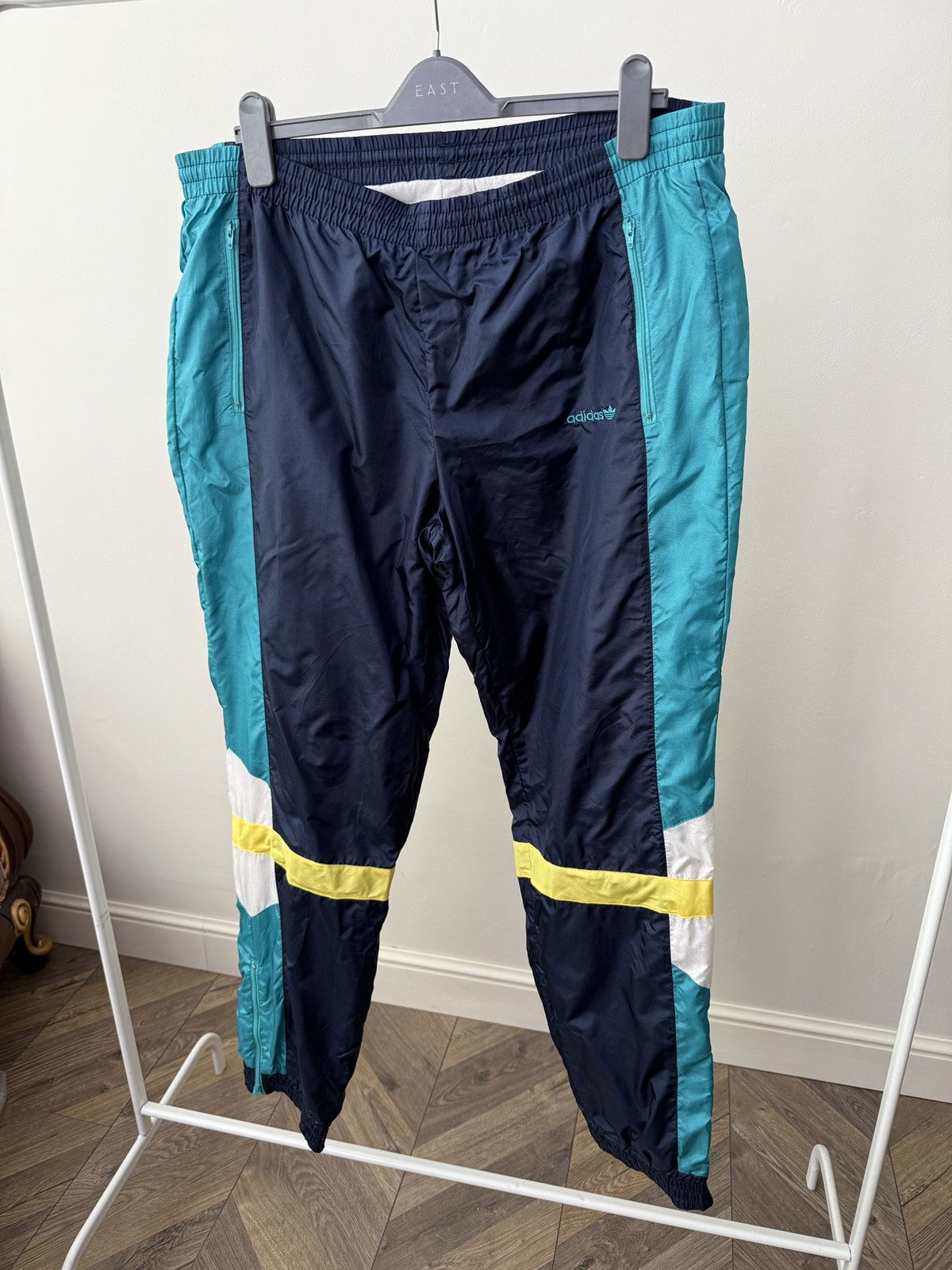 Adidas Vintage adidas Originals Track Pants 90s Windbreaker Size US 35 - 3 Thumbnail