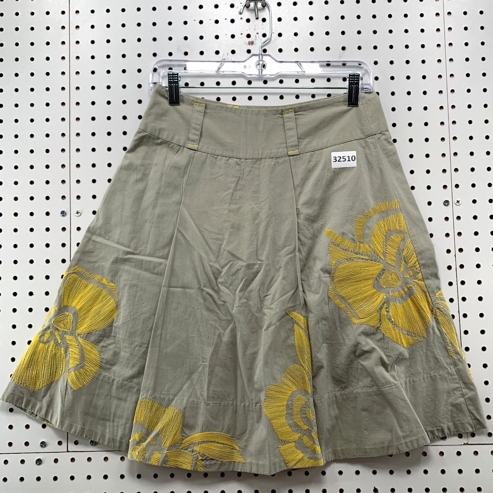 Anthropologie VINTAGE Anthropologie Floreat Skirt Womens Size 4 Tan Floral Pleated Ruffle Knee Length 26x21.5 Womens Size 27" / US 4 / IT 40 - 2 Thumbnail