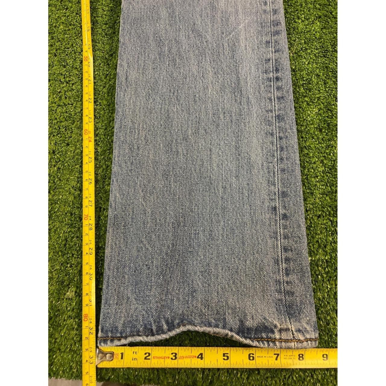 Levi's Levis 501 Mens 38X32 Straight Leg Button Fly Jeans Size US 38 / EU 54 - 2 Thumbnail