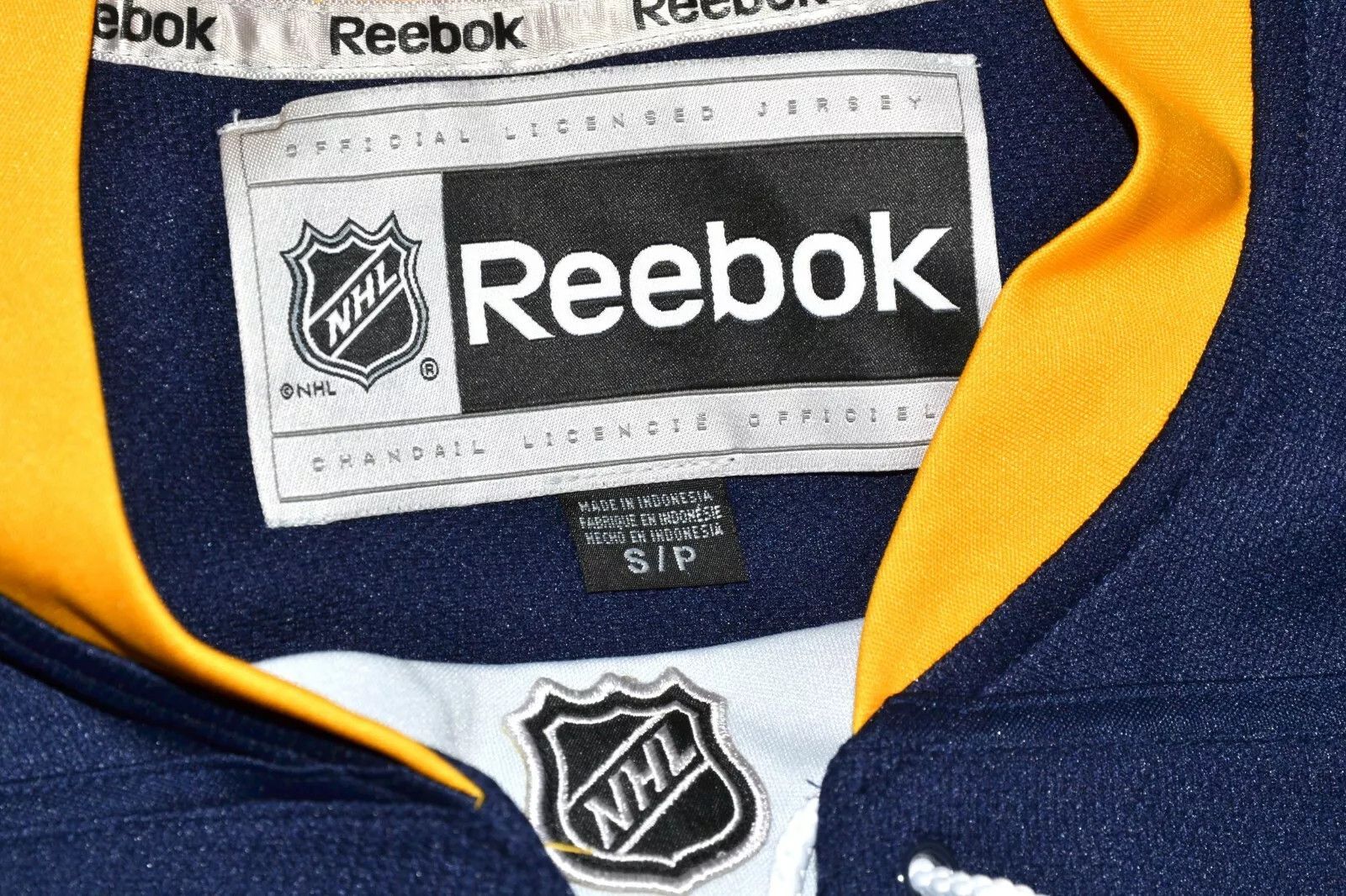 Reebok NHL BUFFALO SABRES ICE HOCKEY SHIRT JERSEY REEBOK SIZE S Size US S / EU 44-46 / 1 - 6 Thumbnail