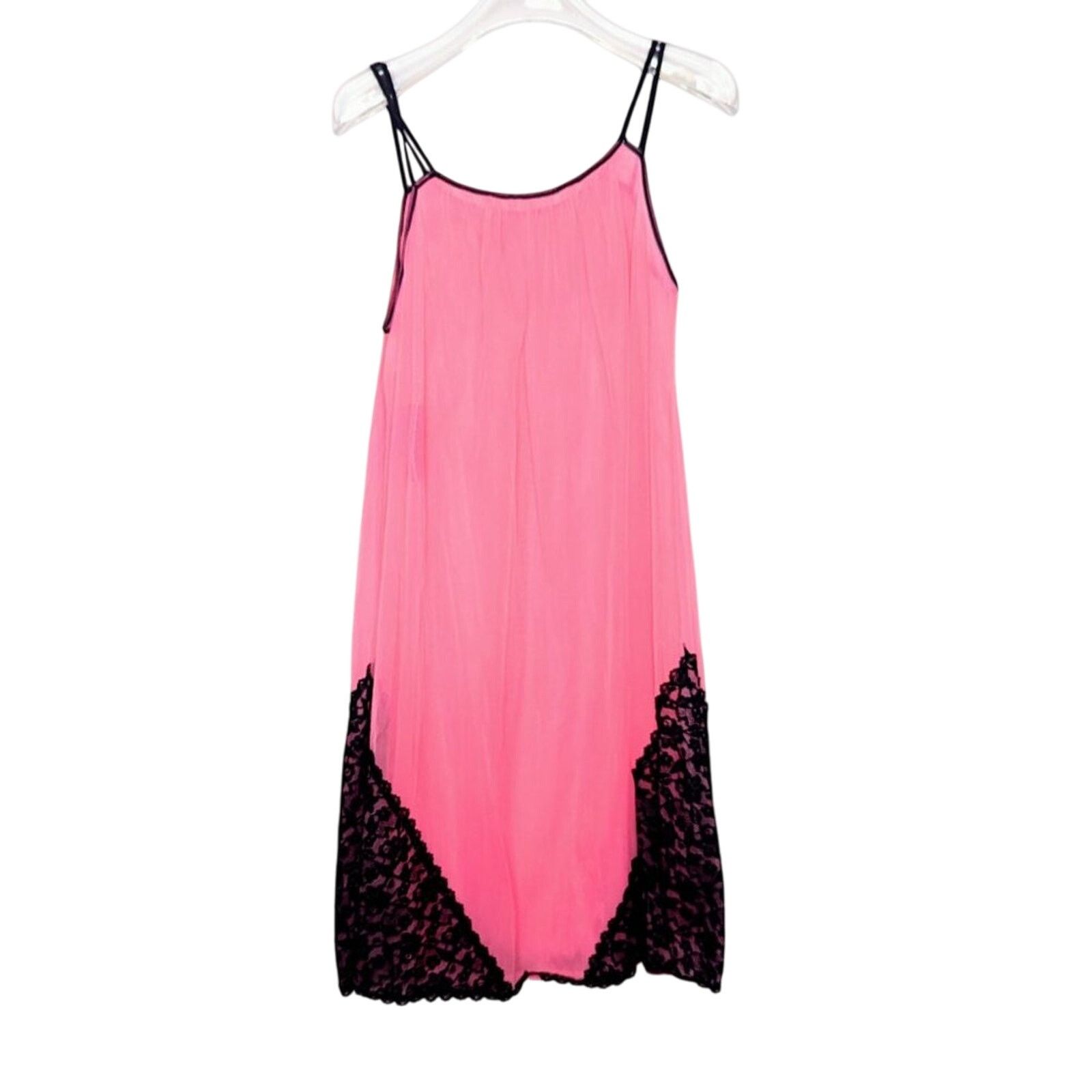 Vintage Vintage 60s Bright Pink Nightgown Black Lace Trim Sleeveless Size M / US 6-8 / IT 42-44 - 1 Thumbnail