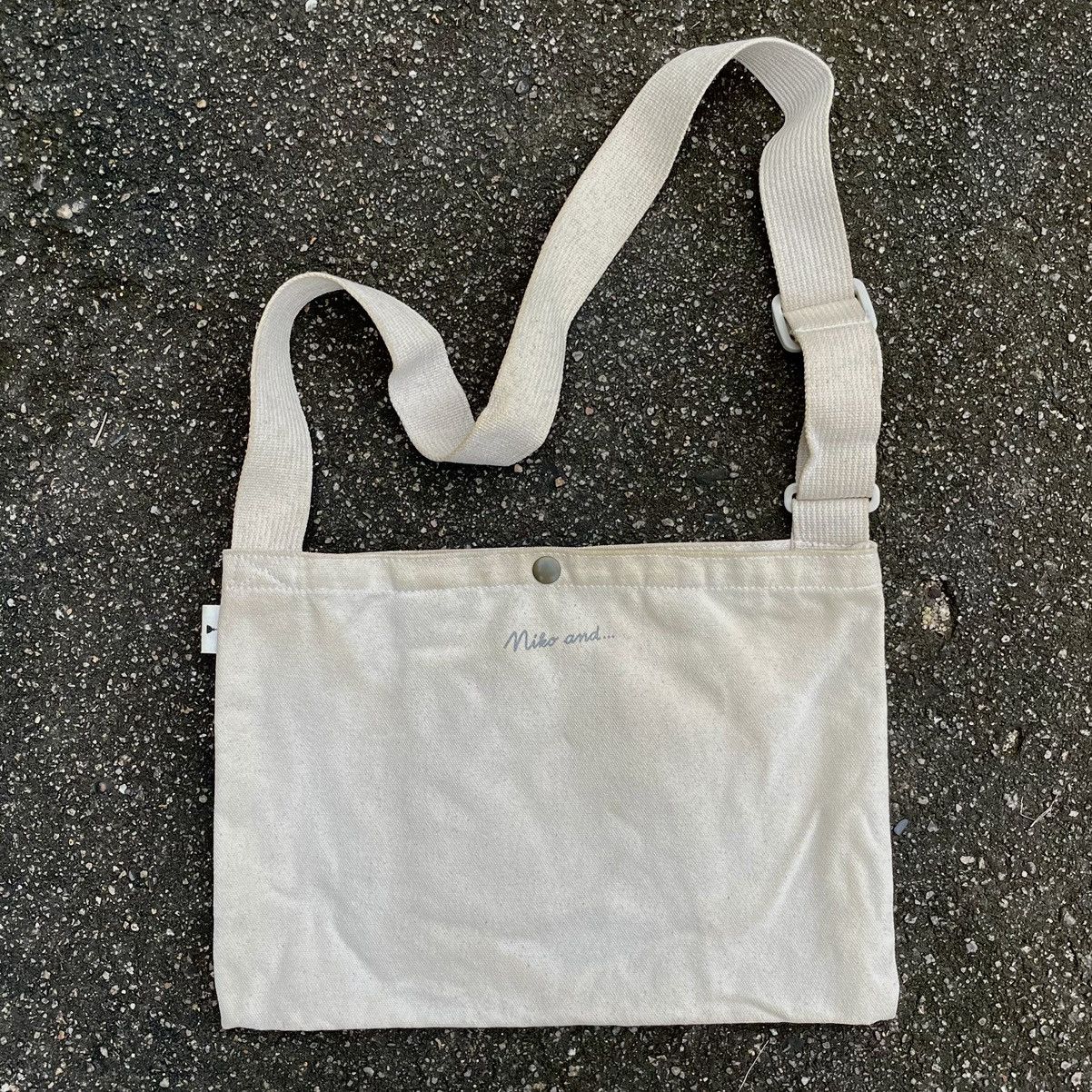 Canvas × Japanese Brand Street Styke Niko and... Canvas Sacoche/Crossbody Size ONE SIZE - 5 Thumbnail