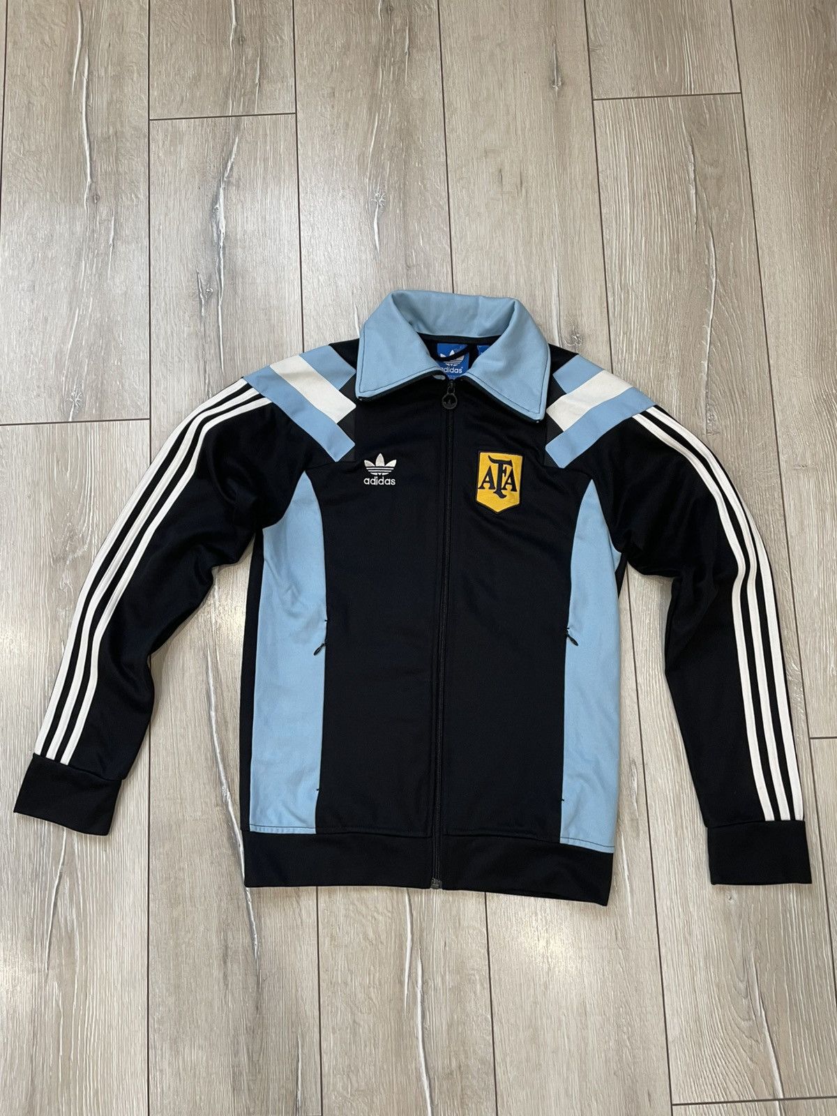 Adidas Vintage Adidas Argentina Football Jacket Soccer Track Top Size US S / EU 44-46 / 1 - 1 Thumbnail