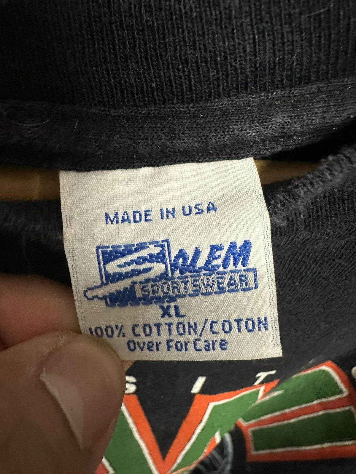 Salem Sportswear Vintage Miami hurricanes, helmet T-shirt Size US XL / EU 56 / 4 - 3 Thumbnail