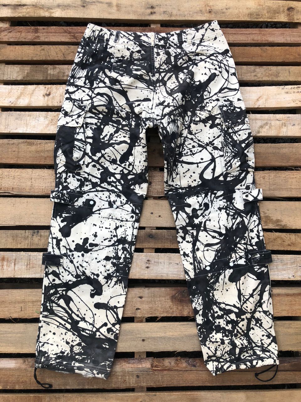 GOODENOUGH Goodenough -Hiroshi Fujiwara- Paint Splatter Cargo Pants Size US 34 / EU 50 - 2 Thumbnail