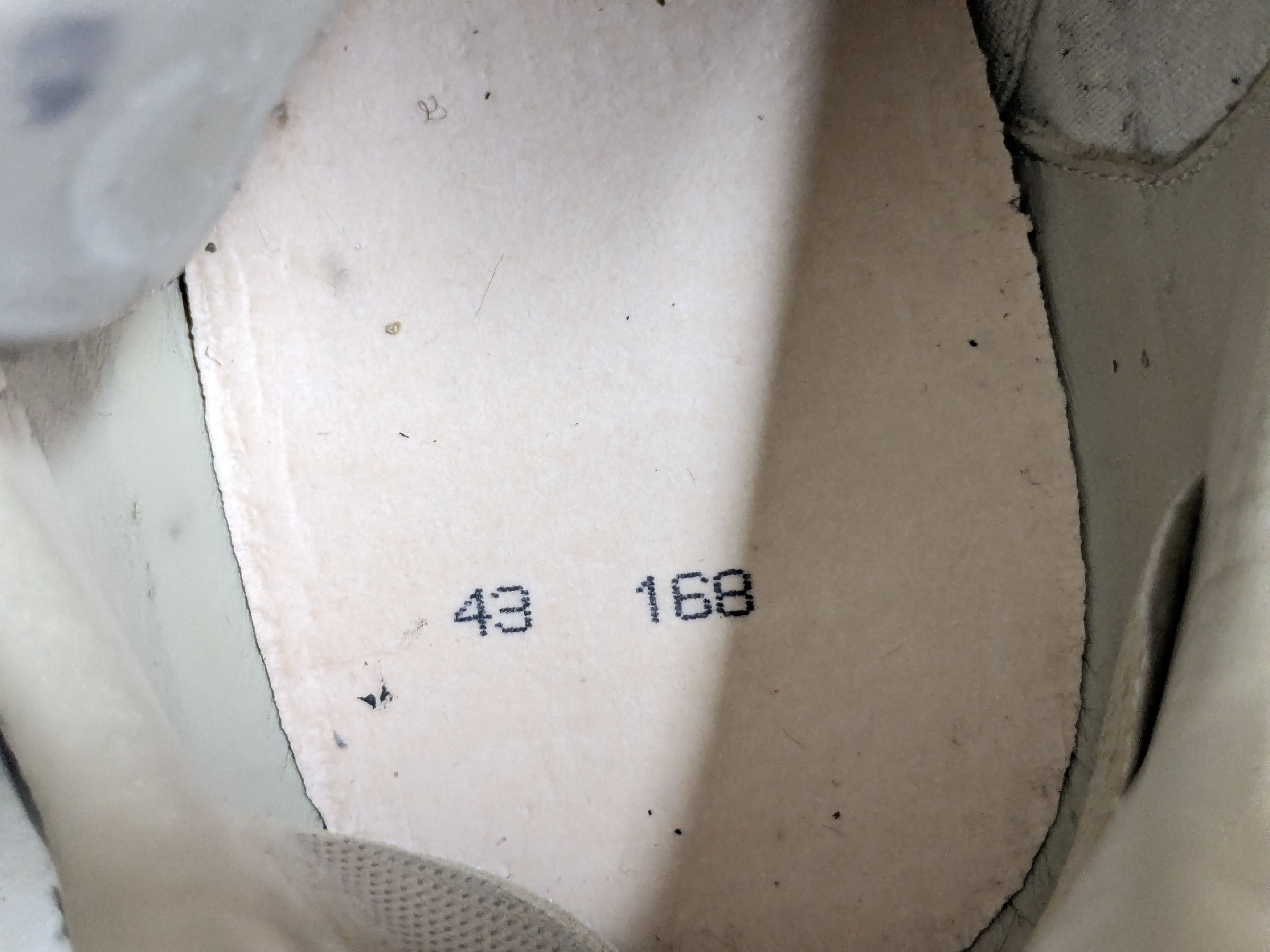 Maison Margiela Maison Margiela Replica GAT Navy Blue 10 43 Low Tops Size US 10 / EU 43 - 11 Thumbnail