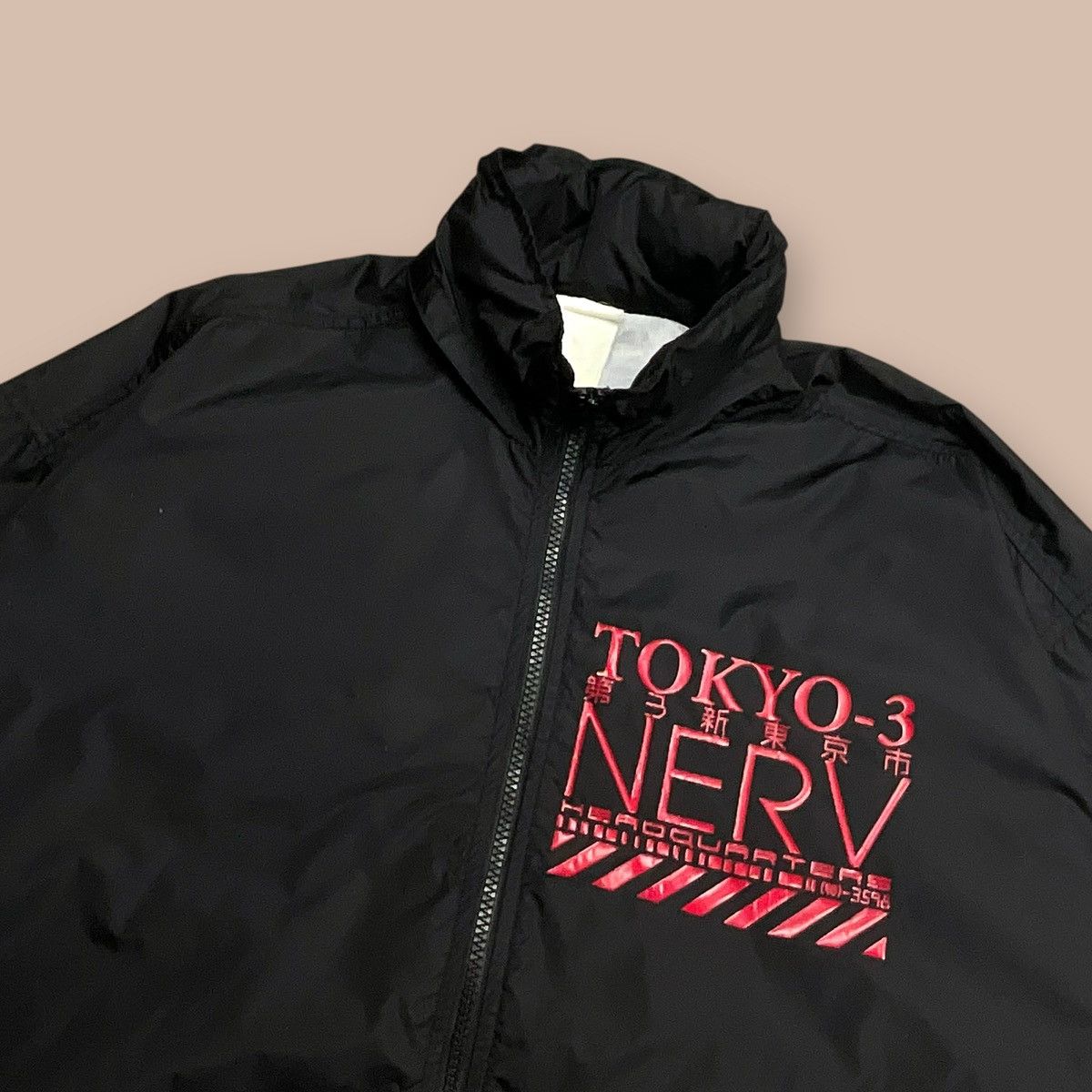 Anime Vintage Cospa X Evangelion "Tokyo-3 NERV" Nylon Hoodie Size US XXL / EU 58 / 5 - 7 Thumbnail