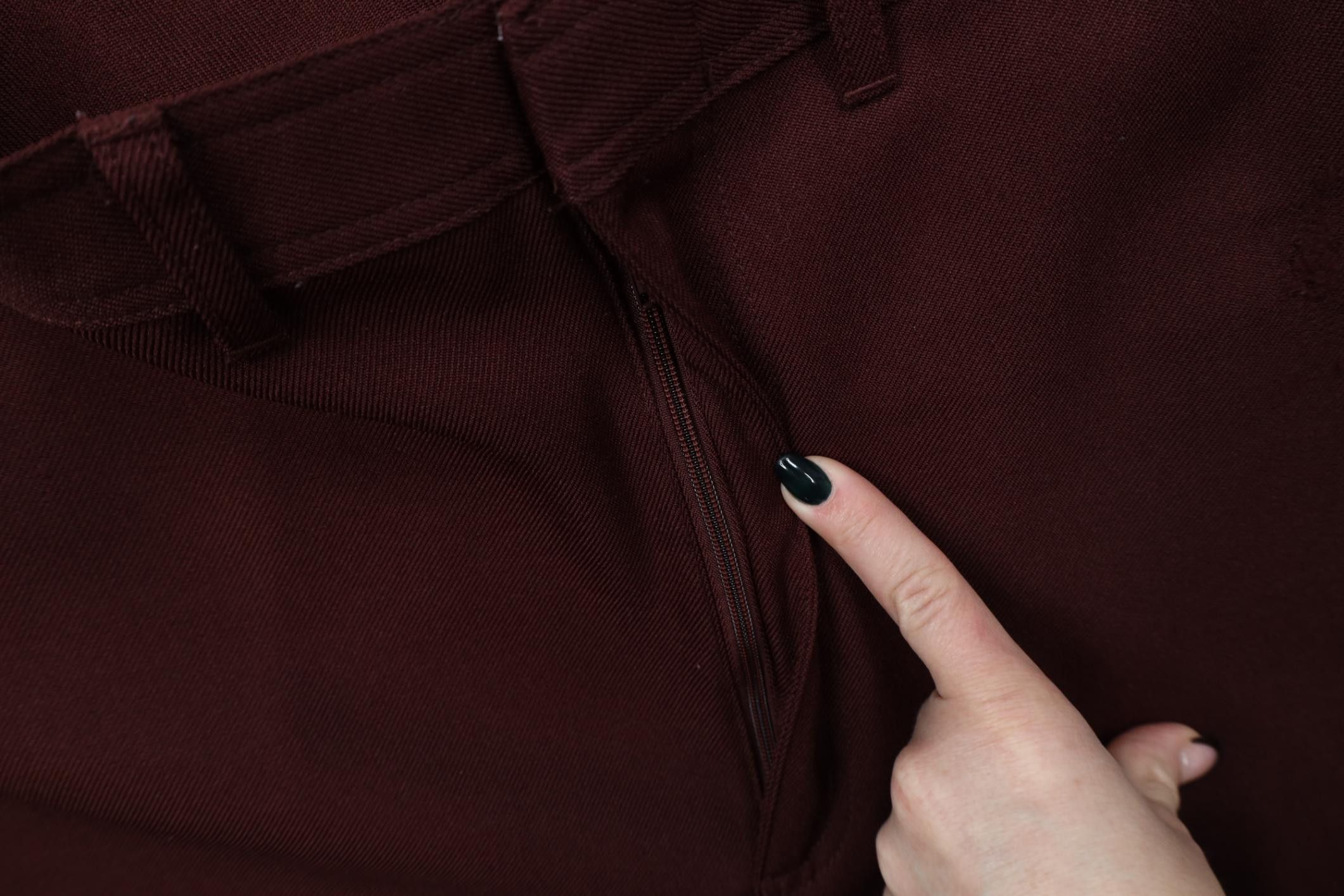 Vintage Vintage 90s Streetwear Wide Leg Chino Pants Burgundy Red Size US 44 / EU 60 - 9 Thumbnail