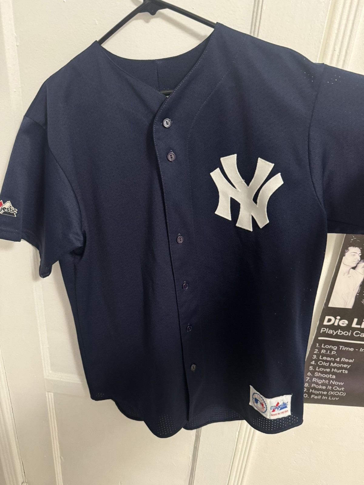 Majestic Wade Boggs throwback vintage Yankees jersey Size US L / EU 52-54 / 3 - 1 Thumbnail