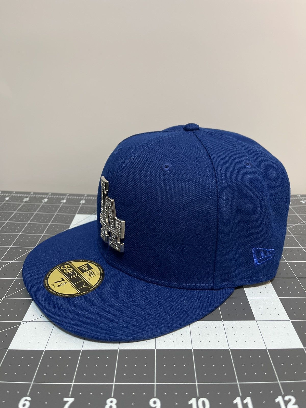 New Era LA Dodgers Metal Logo Clear Rhinestone 59fifty Fitted Size ONE SIZE - 3 Thumbnail