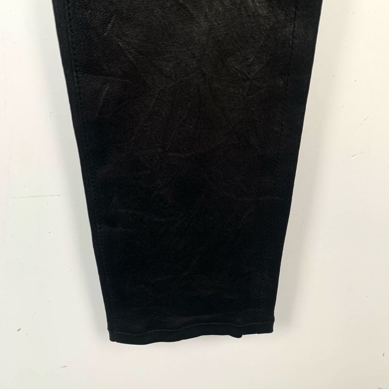 Frame Frame Black Mid-rise Leather Straight Pants K26WX Size 25" / US 0 / IT 36 - 4 Thumbnail