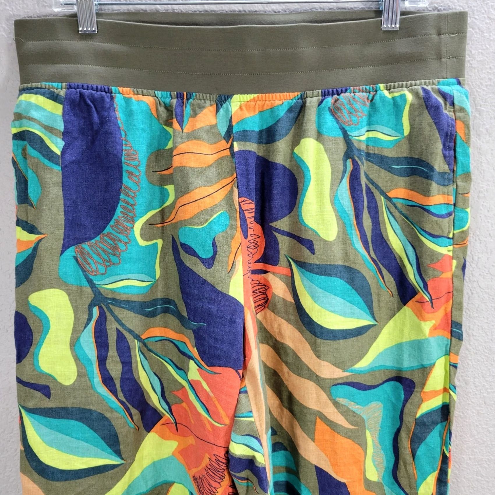 Soft Surroundings Soft Surroundings Linen Green Wide-Leg Pants Pull On PL Petite Leaves Pattern Womens Dress Pants Size 36" / US 14 / IT 50 - 4 Thumbnail