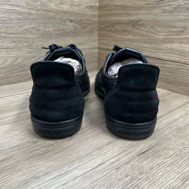 Louis Vuitton Louis Vuitton Black embossed full-print shoes Size US 6 / IT 36 - 6 Thumbnail