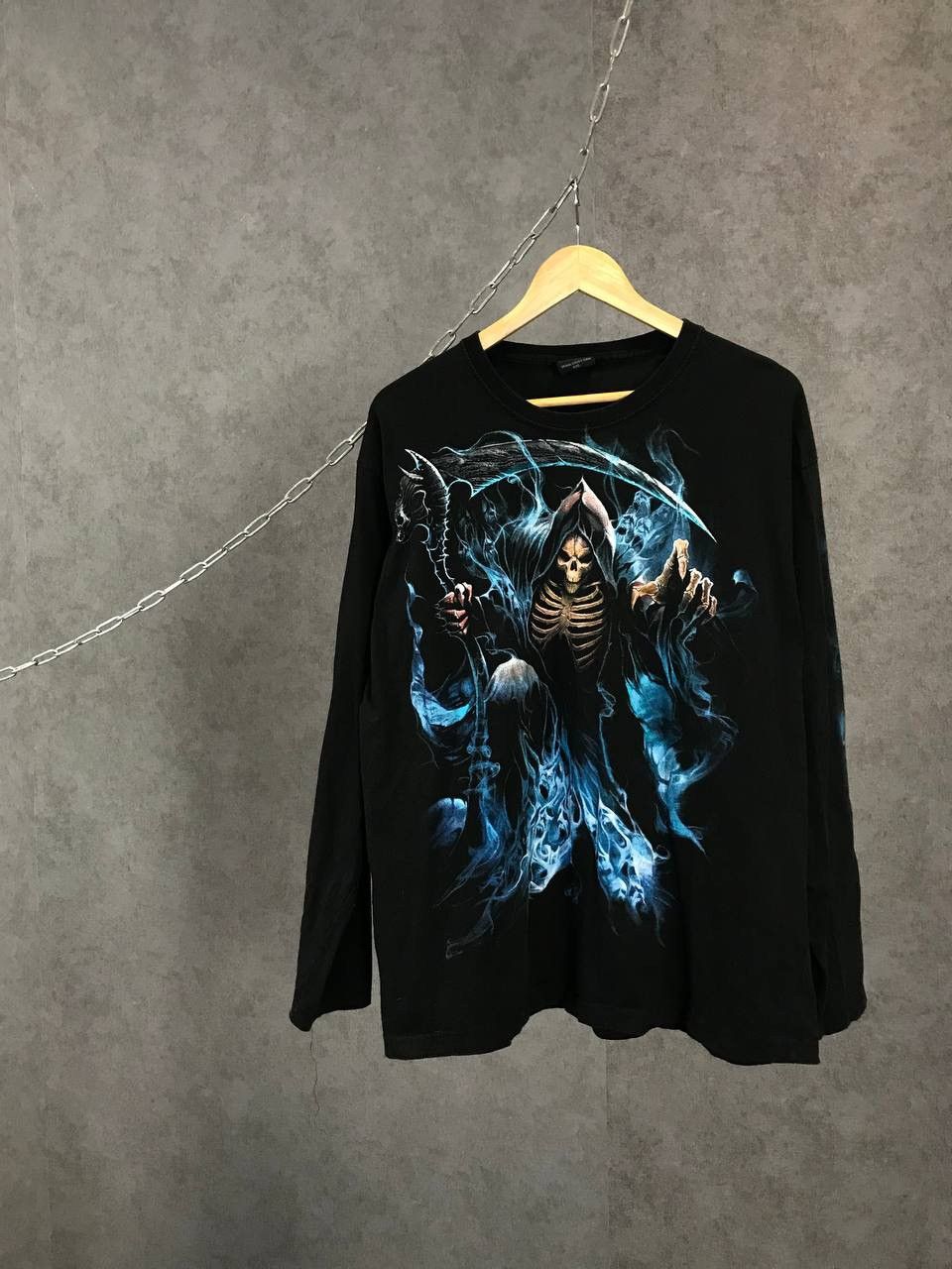 Vintage Skulls rock overprinted longsleeve Size US XXL / EU 58 / 5 - 1 Thumbnail