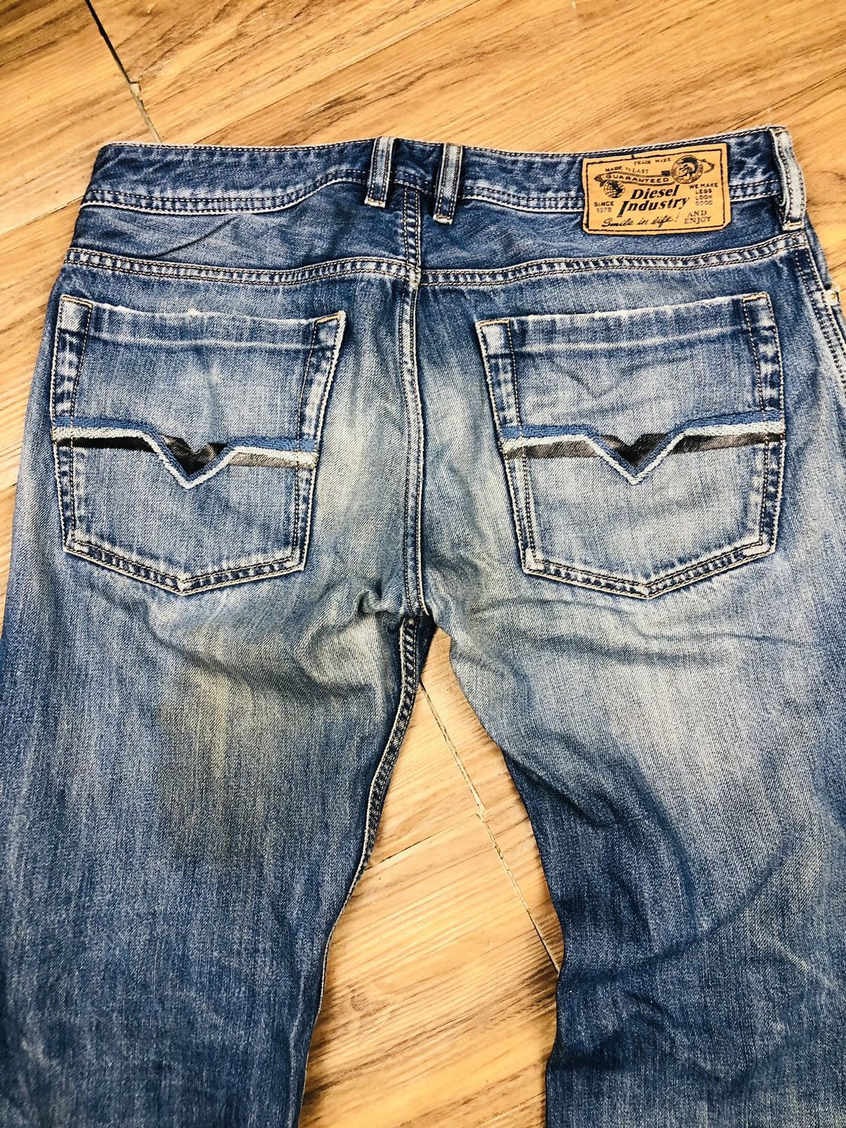 Diesel Diesel Industry Distress Jeans (33) Size US 31 - 17 Thumbnail