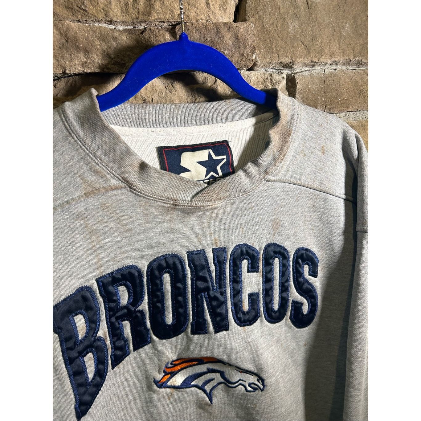 Starter Vintage 1990s Denver Broncos Starter Embroidered Sweatshirt Crewneck Size US XXL / EU 58 / 5 - 2 Thumbnail