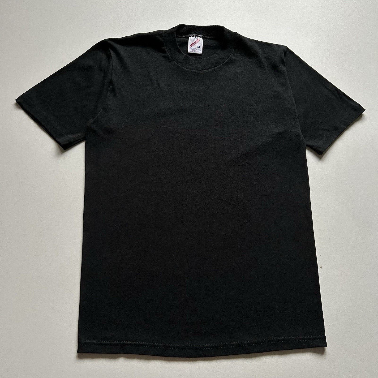 Jerzees × Vintage Vintage 90s Faded Black Blank T Shirt Small Jerzees USA Rare Size US S / EU 44-46 / 1 - 1 Thumbnail