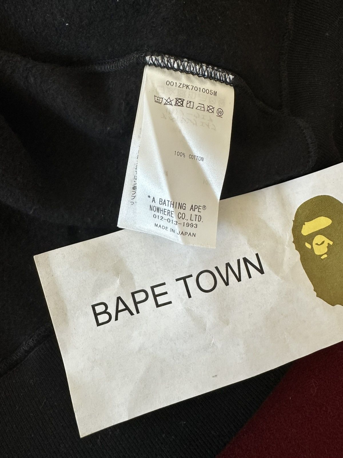 Bape 1ST CAMO SHARK FULL ZIP HOODIE (BLACK) Size US M / EU 48-50 / 2 - 6 Thumbnail