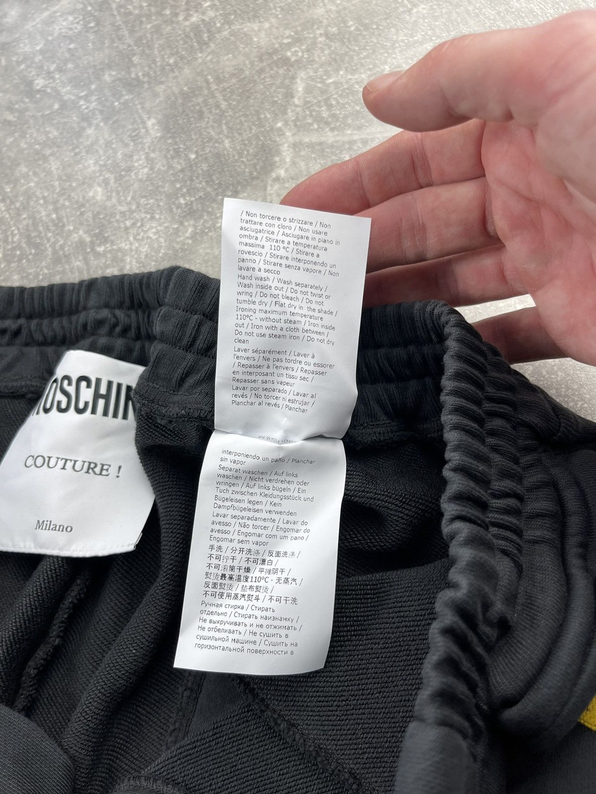 Moschino Moschino Couture Black Logo Jogger Pants Relaxed Tapered Fit Size US 32 / EU 48 - 14 Thumbnail