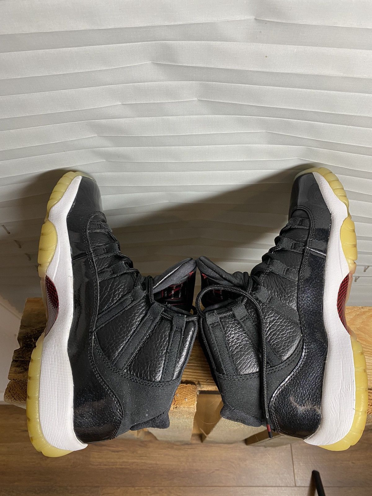 Jordan Brand Black and white Jordan sports shoes Size US 5.5 / EU 38 - 13 Thumbnail