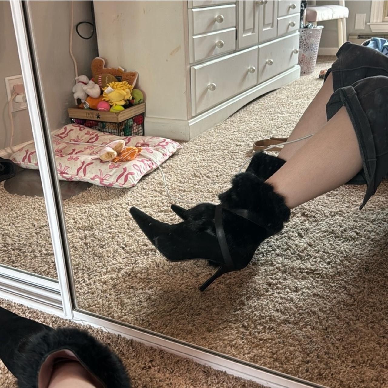 Nine West Vintage Black Fur-Trimmed Nine West Boots Size US 7.5 / IT 37.5 - 8 Thumbnail