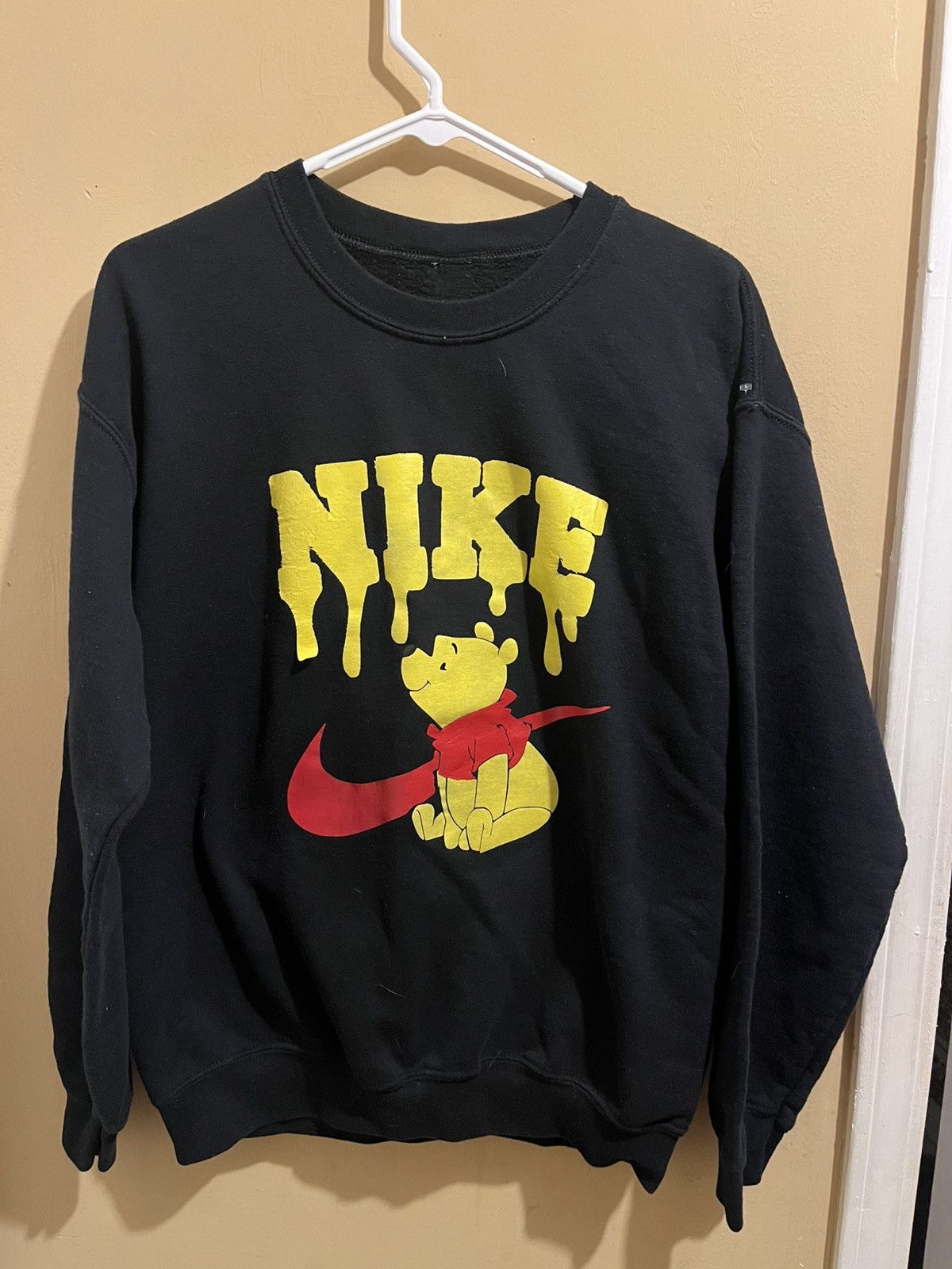 Disney × Nike Nike boot Winnie the Pooh sweater Size US L / EU 52-54 / 3 - 1 Thumbnail