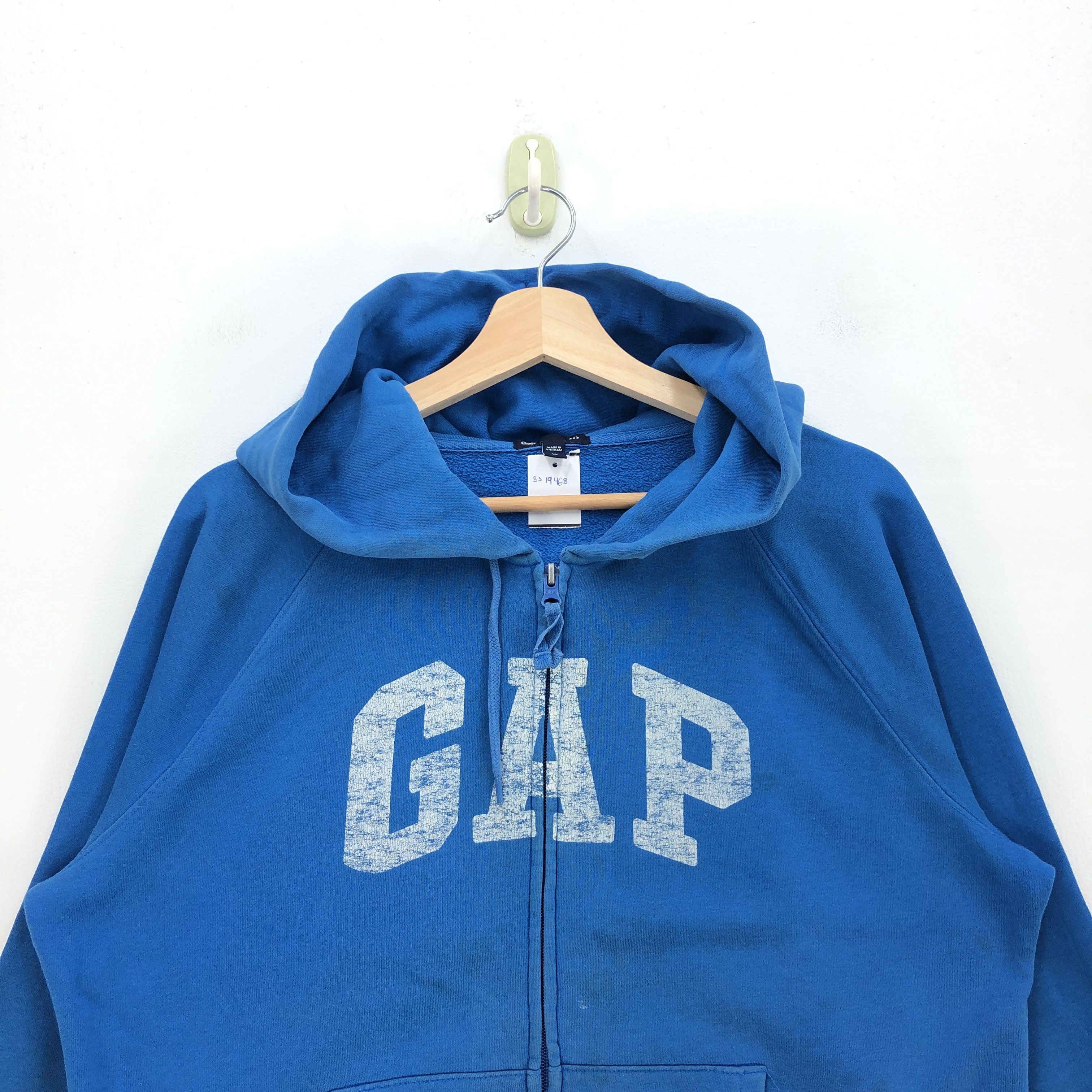 Gap Vintage Y2K Gap Logo Embroidered Hoodie Sweater Sweatshirt Size US L / EU 52-54 / 3 - 3 Thumbnail