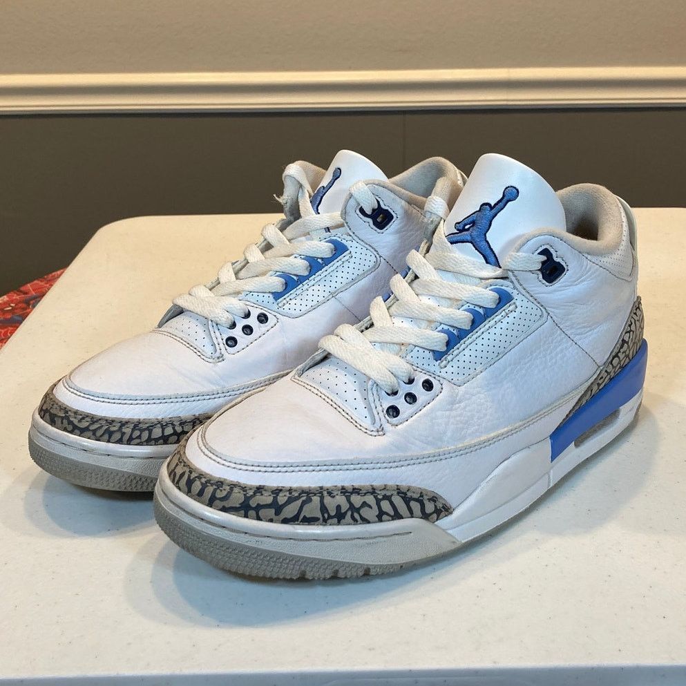 Jordan Brand × Nike Nike Air Jordan 3 Retro "UNC (2020)" Size US 8.5 / EU 41-42 - 1 Thumbnail