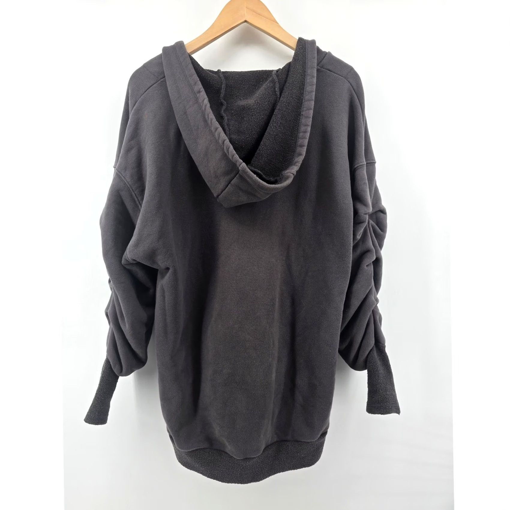 Free People We The Free Hoodie Womens XS Gray Ruched Sleeve Oversized Pullover Sweatshirt Size XS / US 0-2 / IT 36-38 - 3 Thumbnail