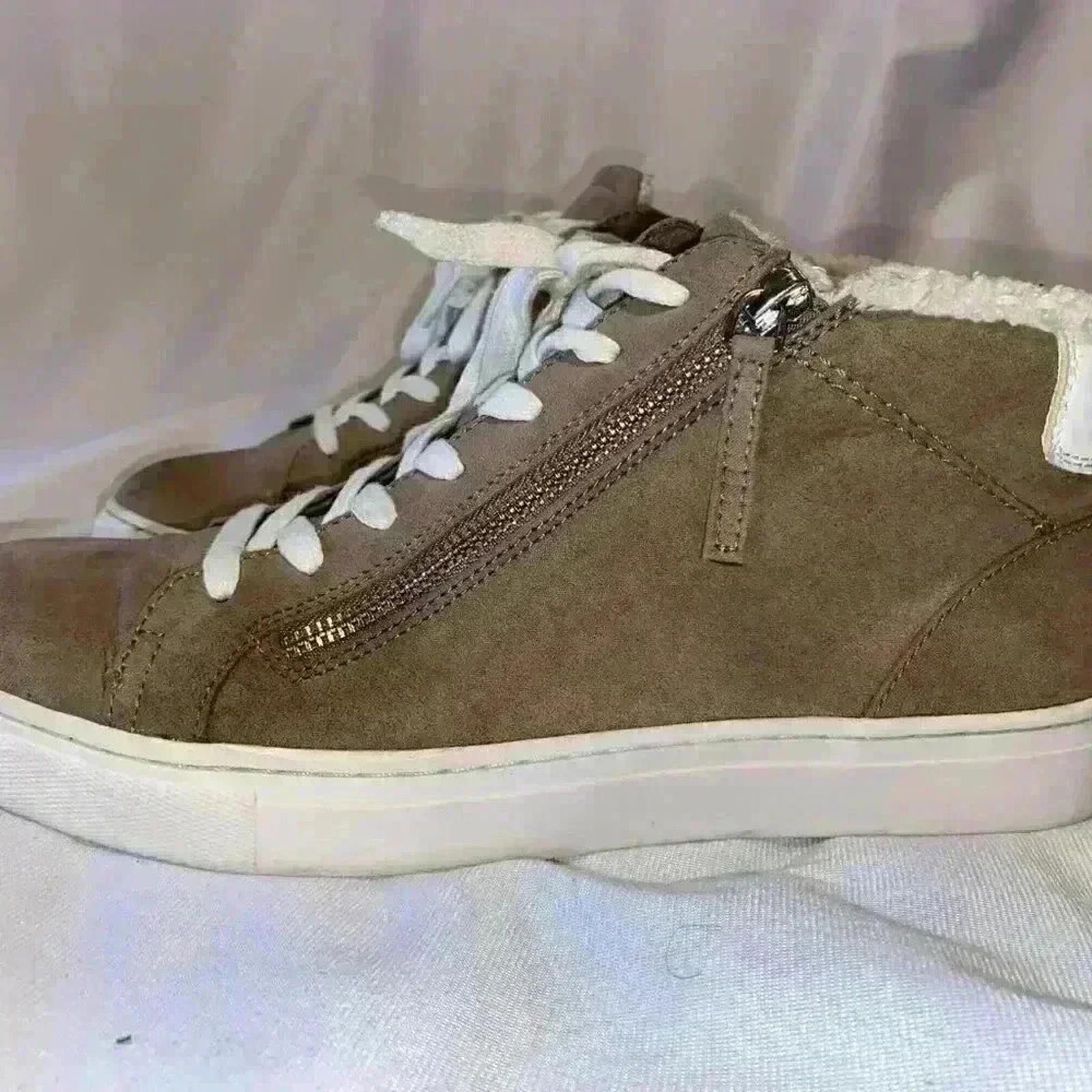 Other Universal Thread Tilly Sherpa Lined Hightop Sneakers Size 10 Size US 10 / IT 40 - 3 Thumbnail