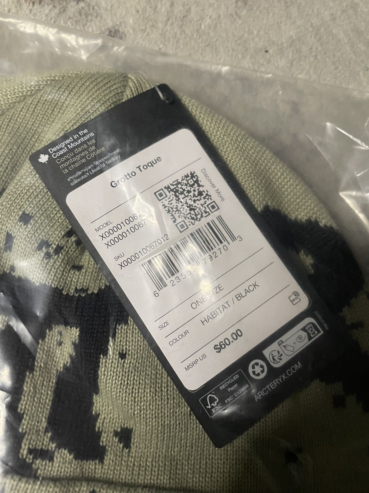 Arc'teryx Arc'teryx Grotto Toque Beanie in Habitat Black Size ONE SIZE - 4 Thumbnail