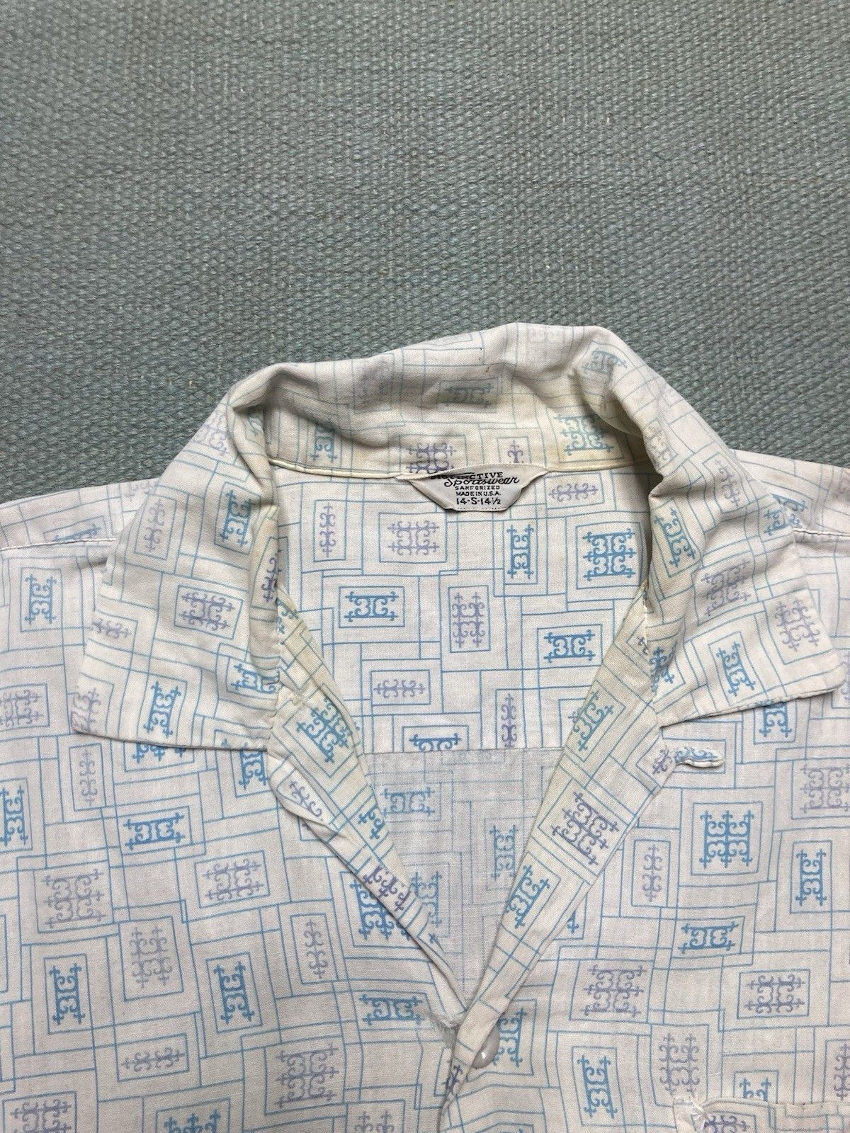 Vintage 1950s short sleeve button shirt loop collar cotton small Size US S / EU 44-46 / 1 - 5 Thumbnail
