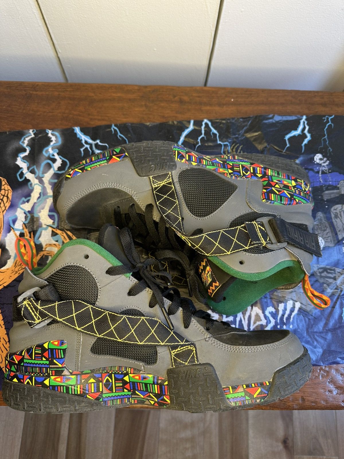 Nike Nike Air Raid "live together , play together" size 12 2014 Size US 12 / EU 45 - 4 Thumbnail