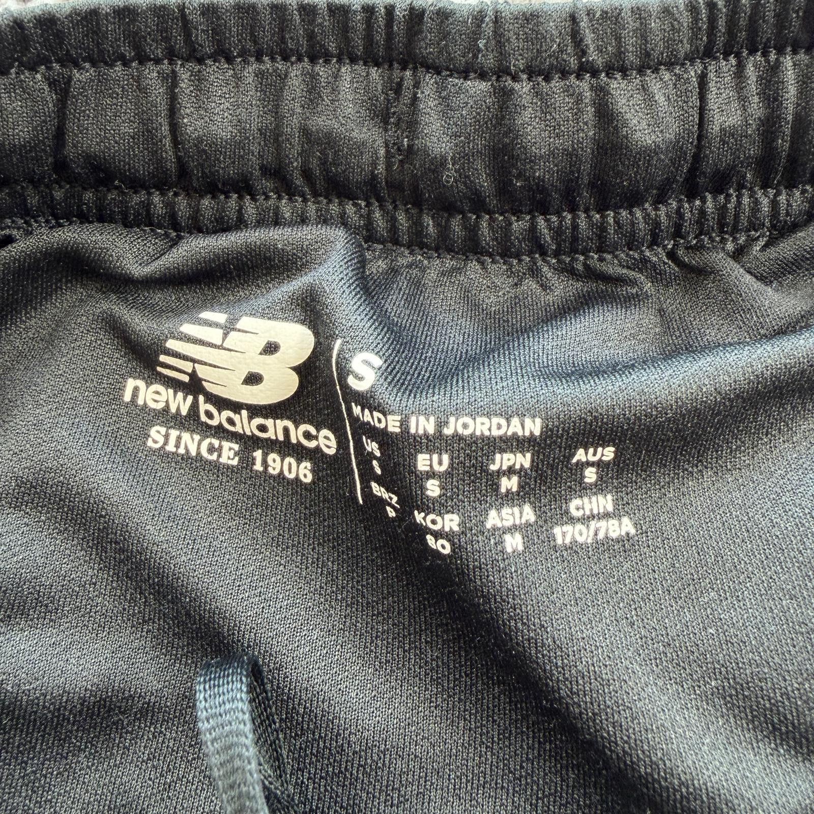 New Balance New Balance Black Paint Splatter Athletic Shorts Men S Size US 30 / EU 46 - 3 Thumbnail