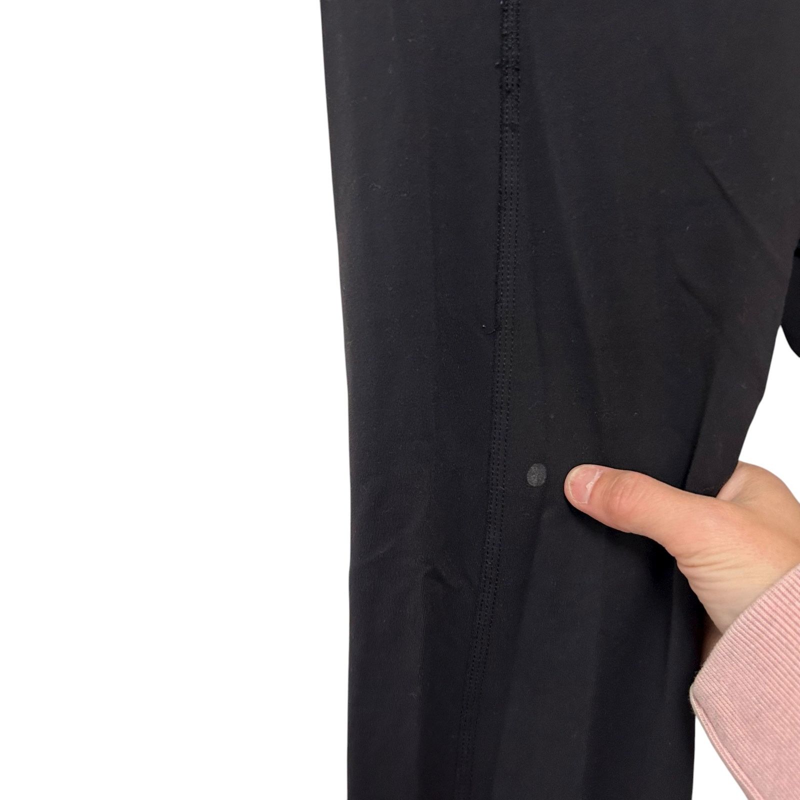 Lululemon Lululemon Black White Striped Leggings Sz 4 Size 27" / US 4 / IT 40 - 4 Thumbnail