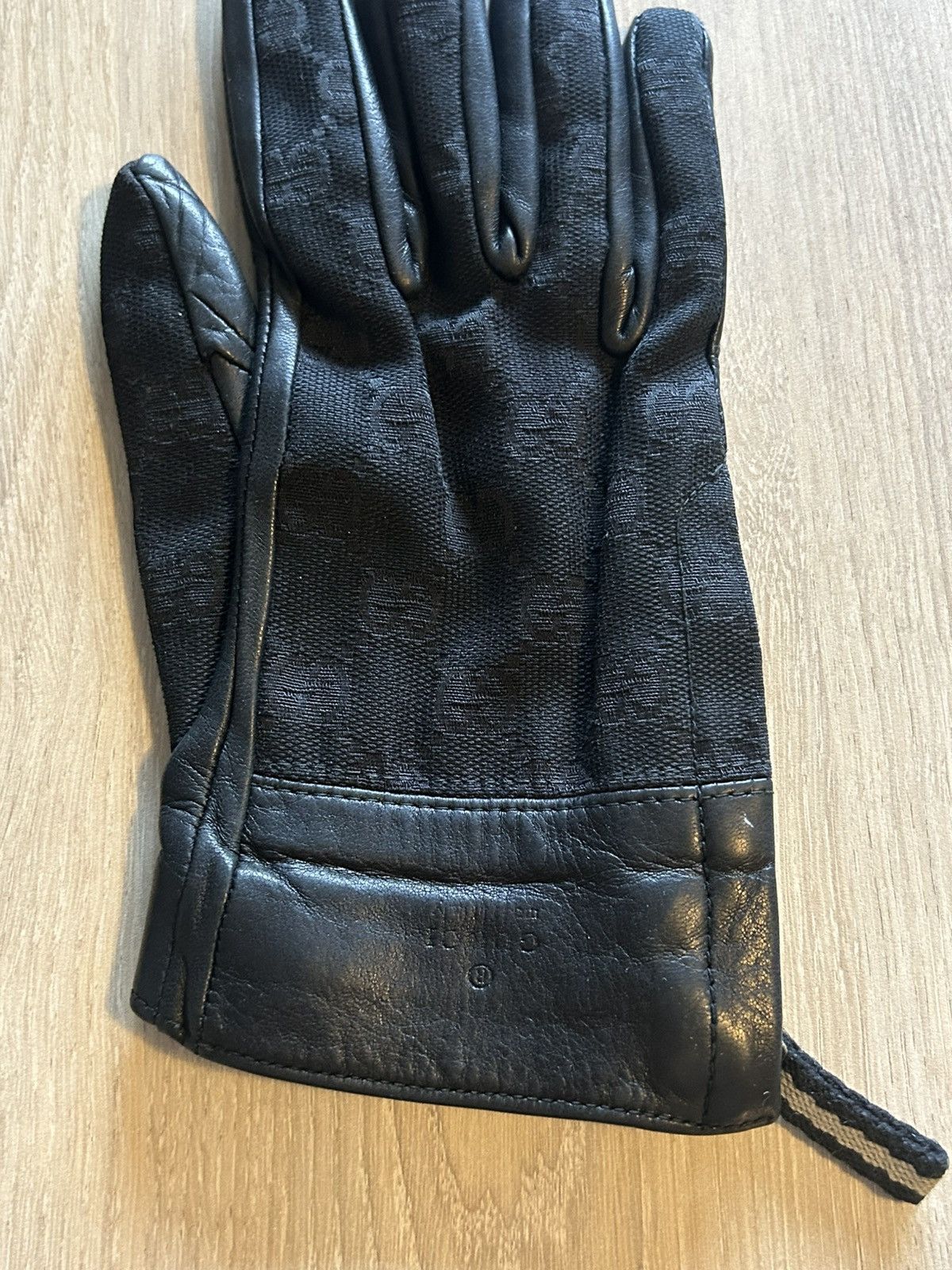 Gucci Gucci GG Monogram Leather Gloves Size ONE SIZE - 3 Thumbnail