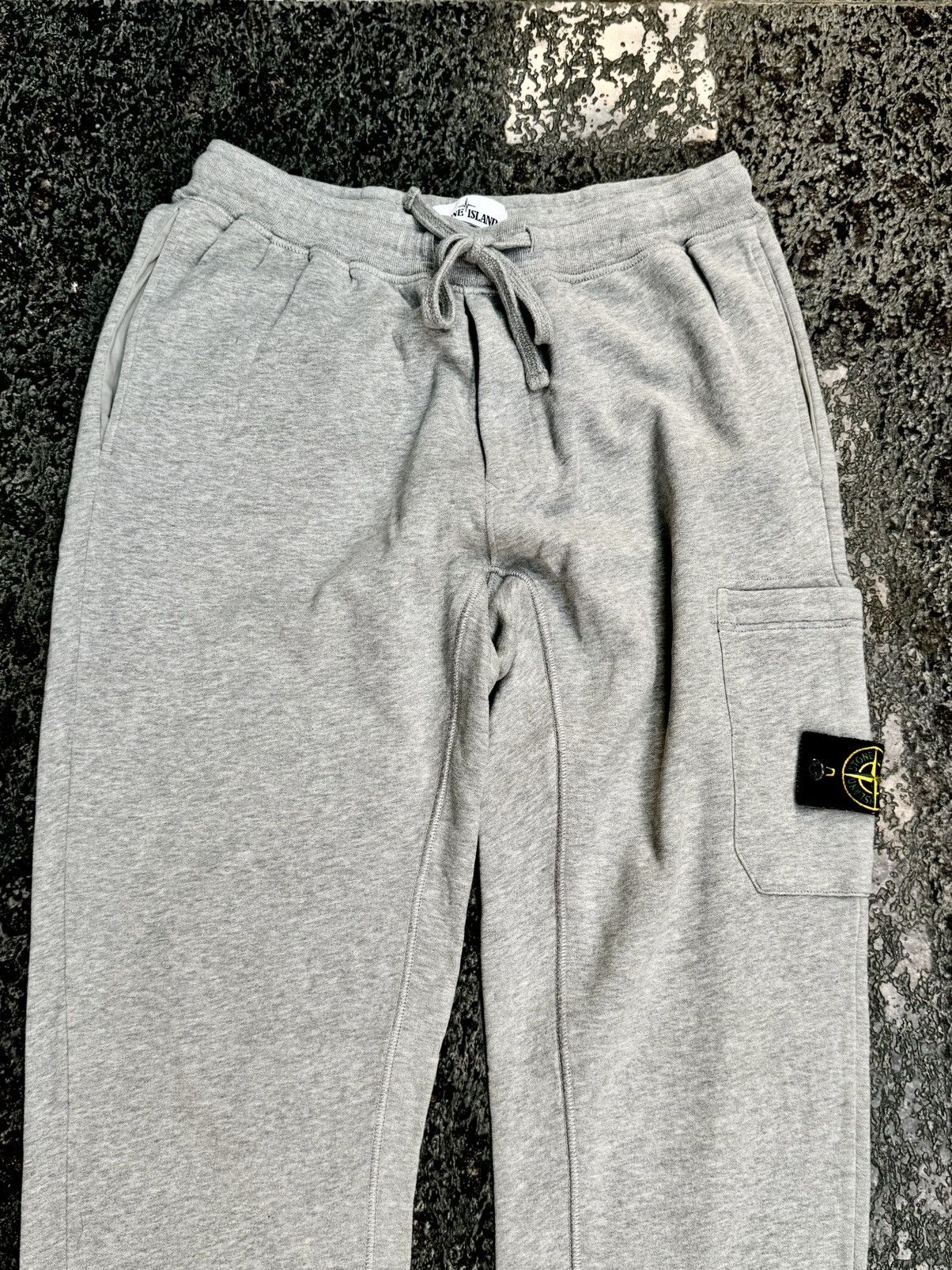 Stone Island STONE ISLAND COTTON SWEATPANTS Size US 32 / EU 48 - 2 Thumbnail