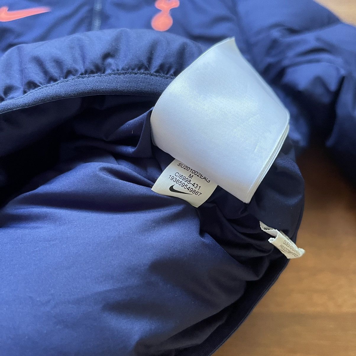 Nike × Vintage TOTTENHAM HOTSPUR NIKE 2020/2021 FOOTBALL WOMENS DOWN JACKET Size M / US 6-8 / IT 42-44 - 12 Thumbnail
