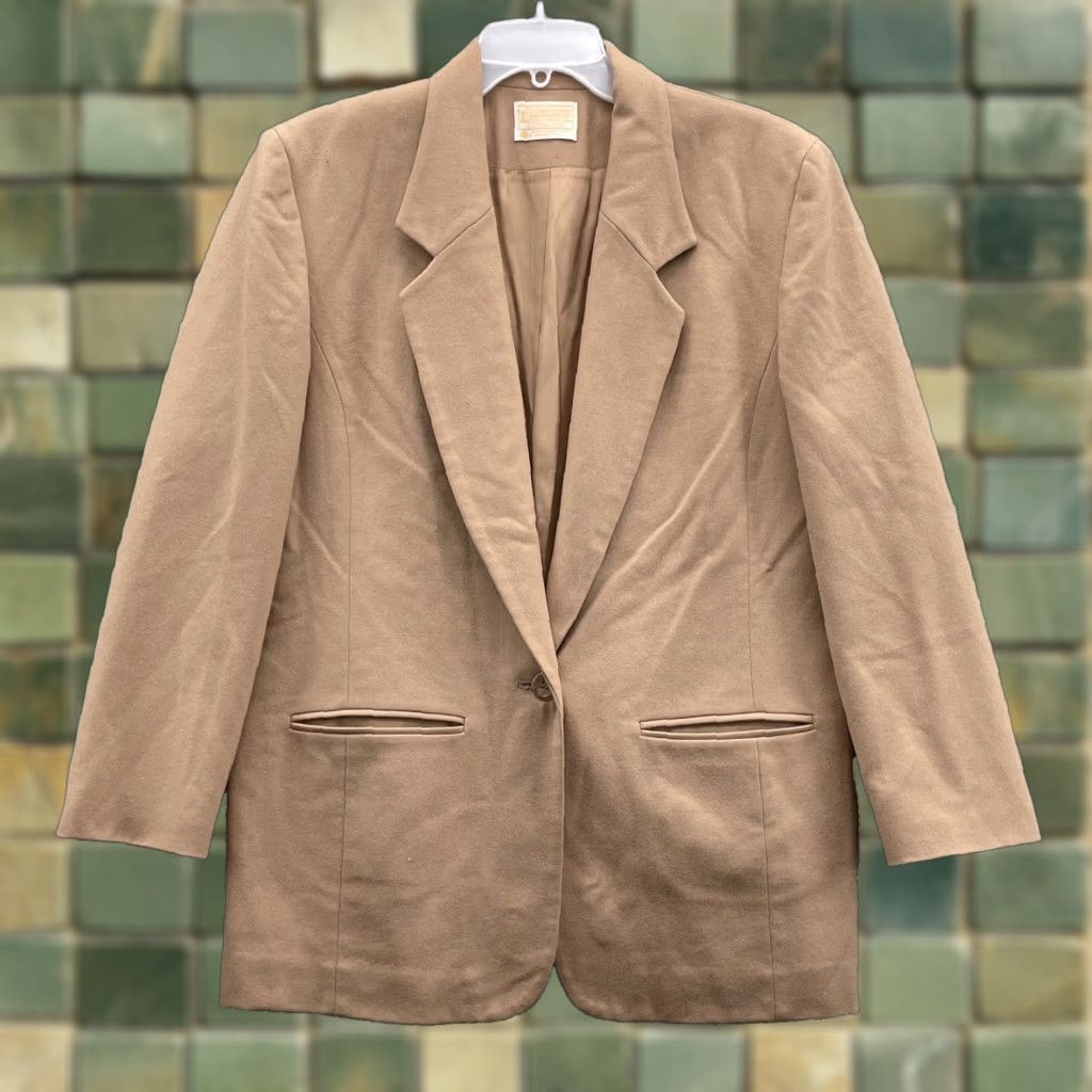 Pendleton VTG Pendleton Blazer Women's 12 Beige 100% Virgin Wool Classic Business Tweed Jacket Long Sleeve Mid-Length Solid Pattern Wool Lining Button Vintage Size XL / US 12-14 / IT 48-50 - 1 Thumbnail