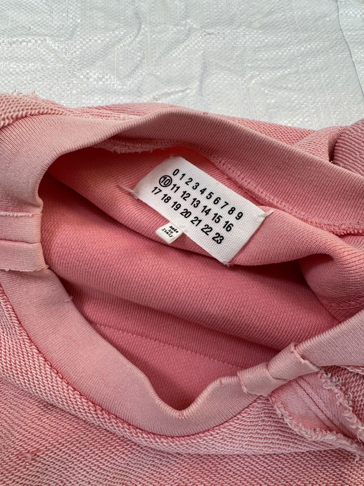 Maison Margiela Maison Margiela SS19 Inside Out Sweatshirt Size US S / EU 44-46 / 1 - 7 Thumbnail