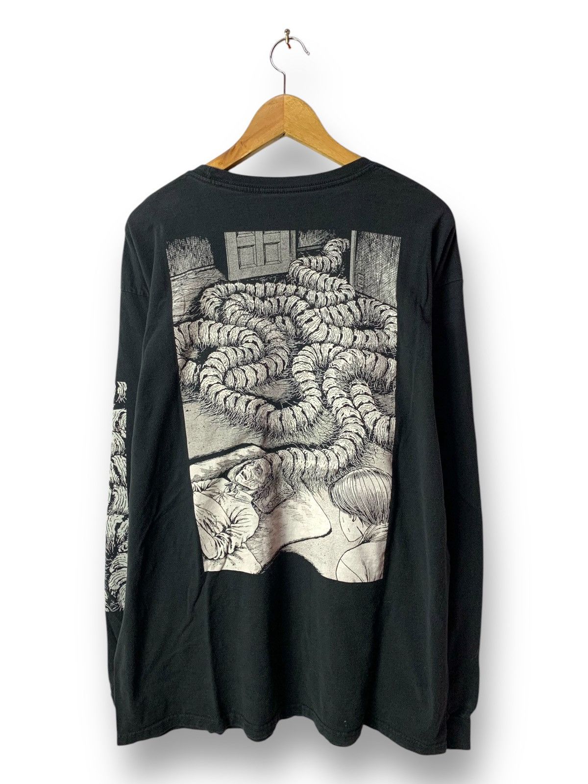 Anime 🔥Junji Ito Collection Horror Manga Anime Disturbing Tee Size US XL / EU 56 / 4 - 1 Thumbnail