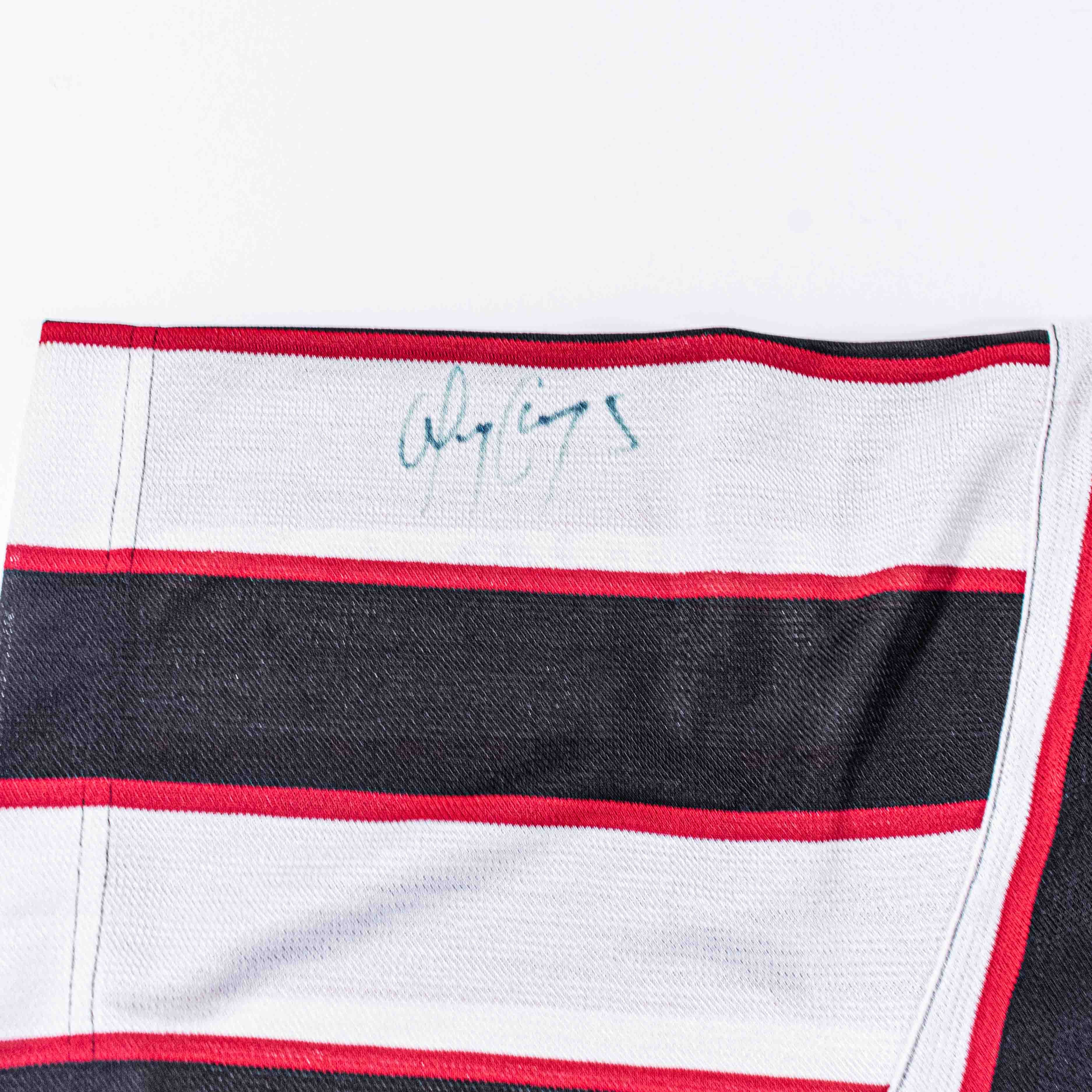 Nike 1997 NIKE New York New Jersey MetroStars Autographed Jersey Size US XL / EU 56 / 4 - 14 Thumbnail