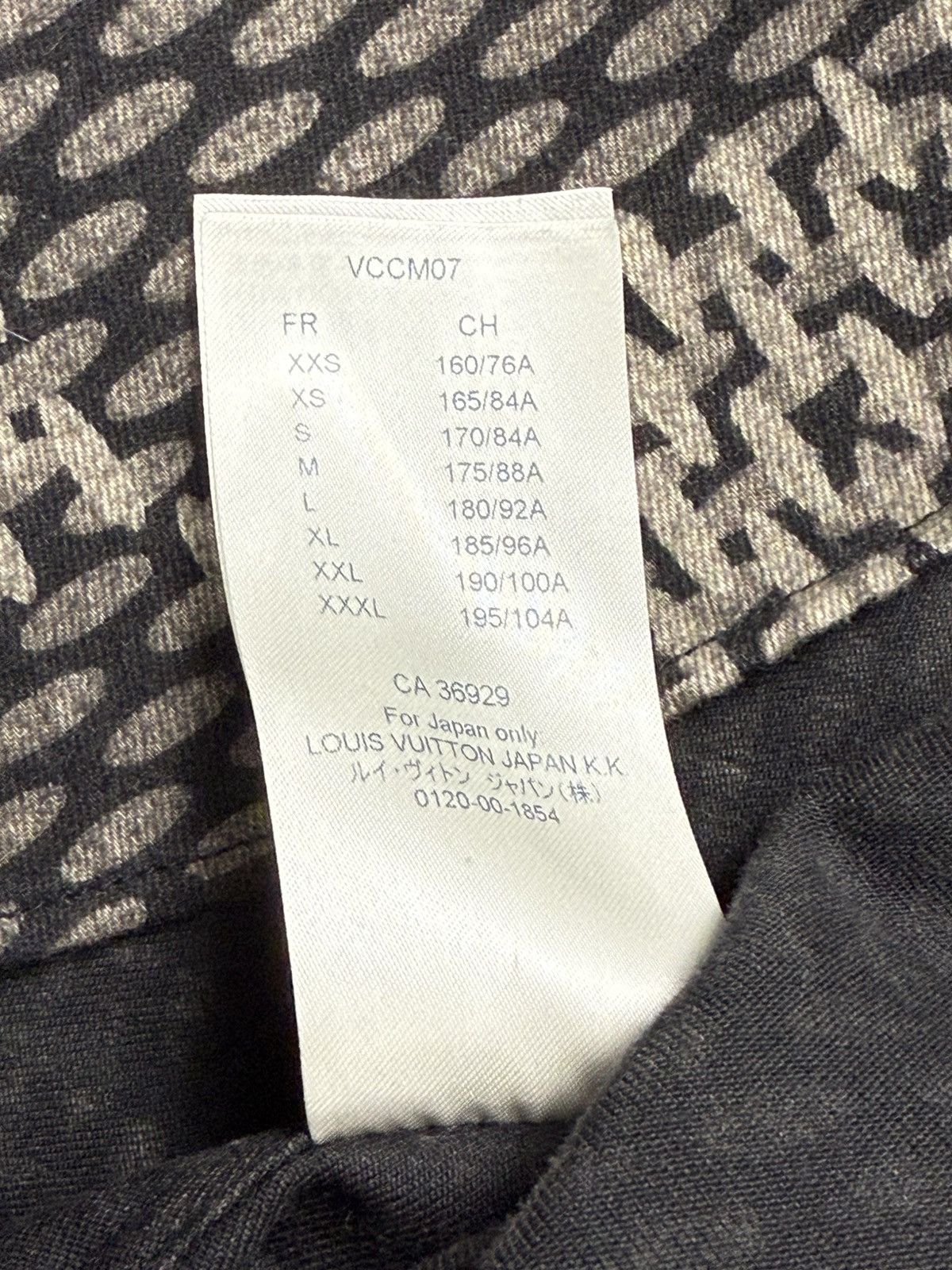 Louis Vuitton × Nigo Giant Damier Waves Button Up Size US L / EU 52-54 / 3 - 6 Thumbnail