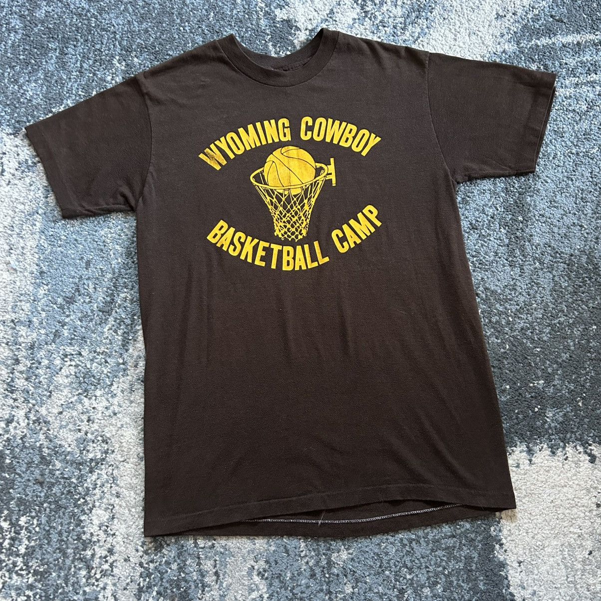 Converse 80s SLUBBY SiNGLE STiTCH UNiVERSiTY of WYOMiNG COWBOYS TEE Size US M / EU 48-50 / 2 - 11 Thumbnail