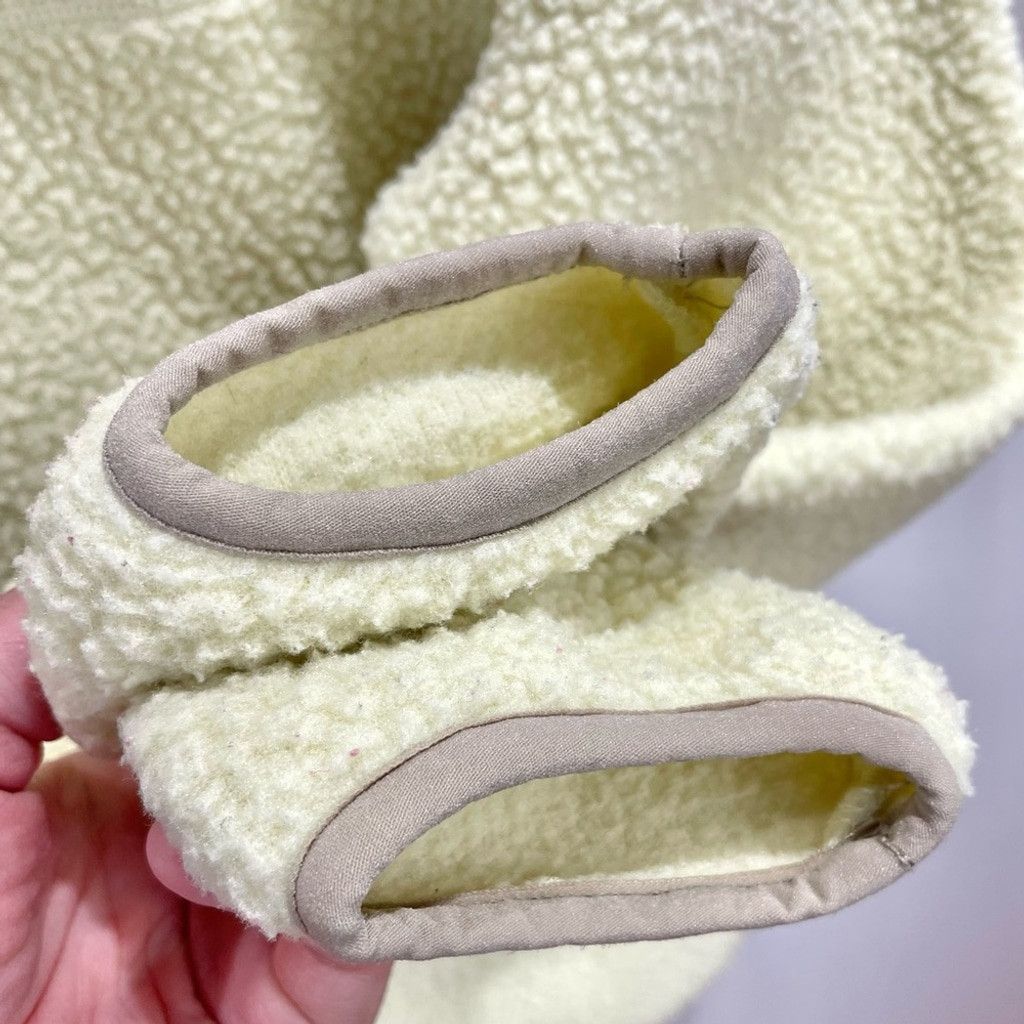 Everlane Everlane The Renew Fleece Pullover in Pale Yellow Size XS Size US XS / EU 42 / 0 - 5 Thumbnail