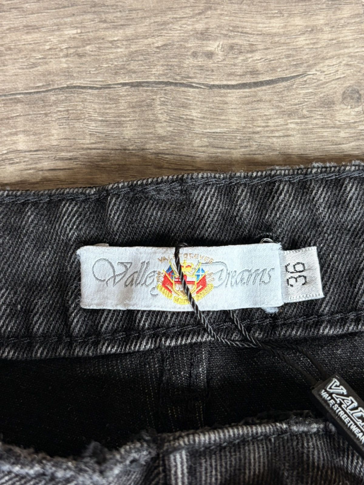 Vale Vale Forever Ice Cream Jorts Size US 36 / EU 52 - 9 Thumbnail