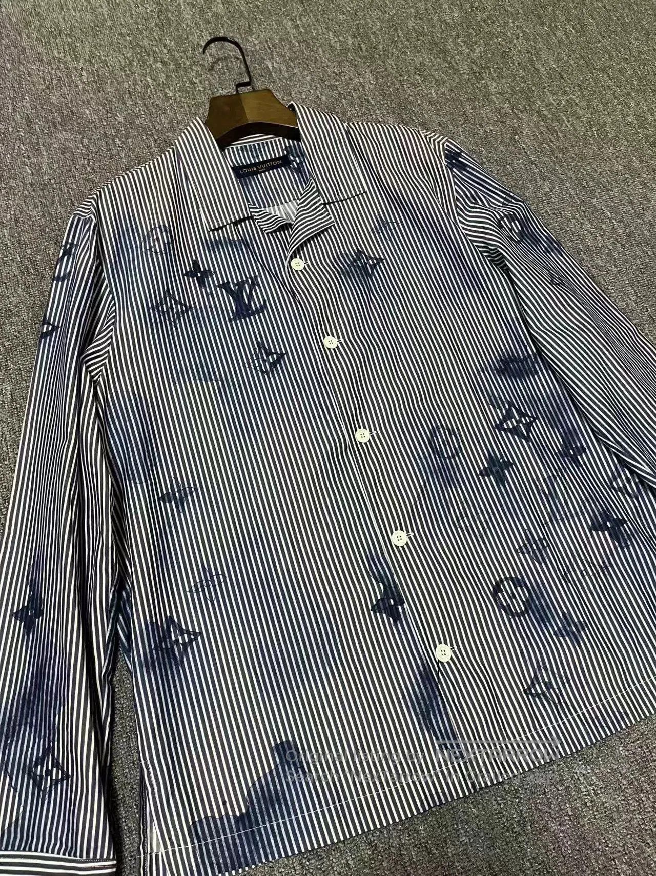 Louis Vuitton Louis Vuitton Ink Logo Striped Shirt. Size US M / EU 48-50 / 2 - 3 Thumbnail