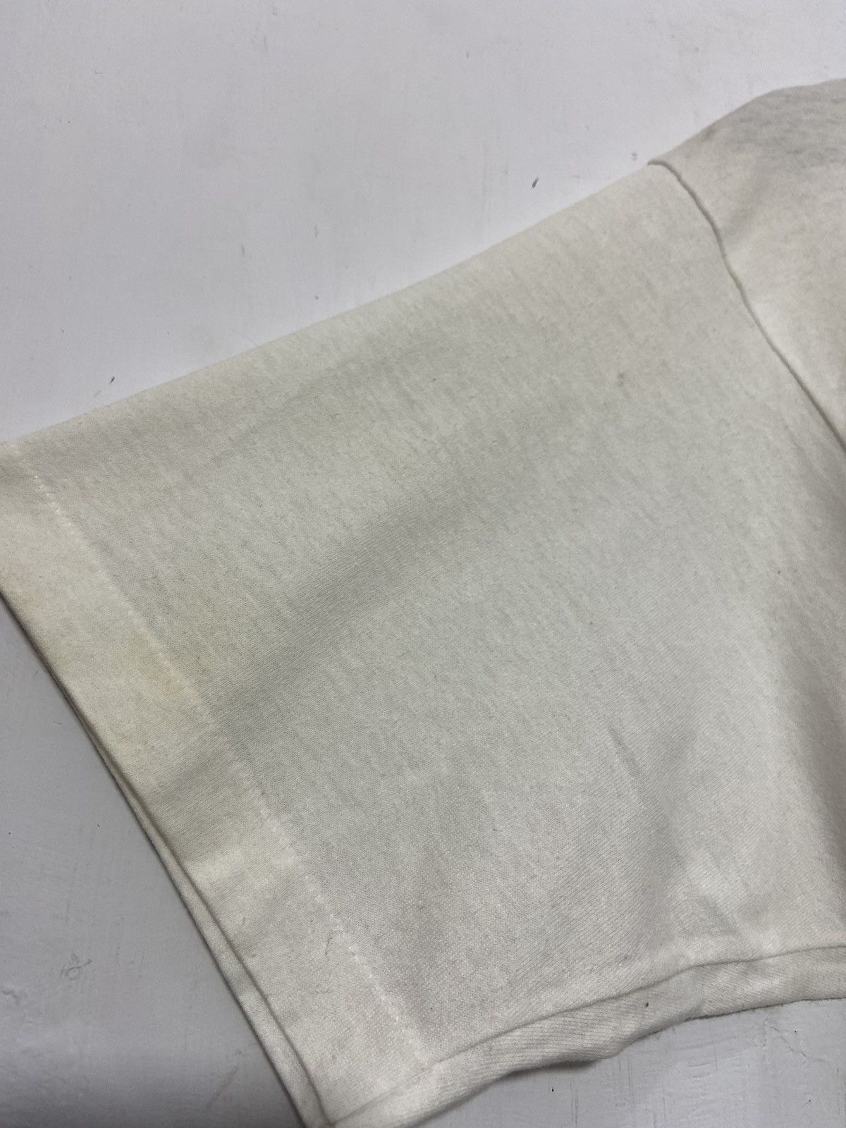 Hanes × Vintage Vintage Hawaii ©️Bhakti Plus Tshirt Size US M / EU 48-50 / 2 - 9 Thumbnail